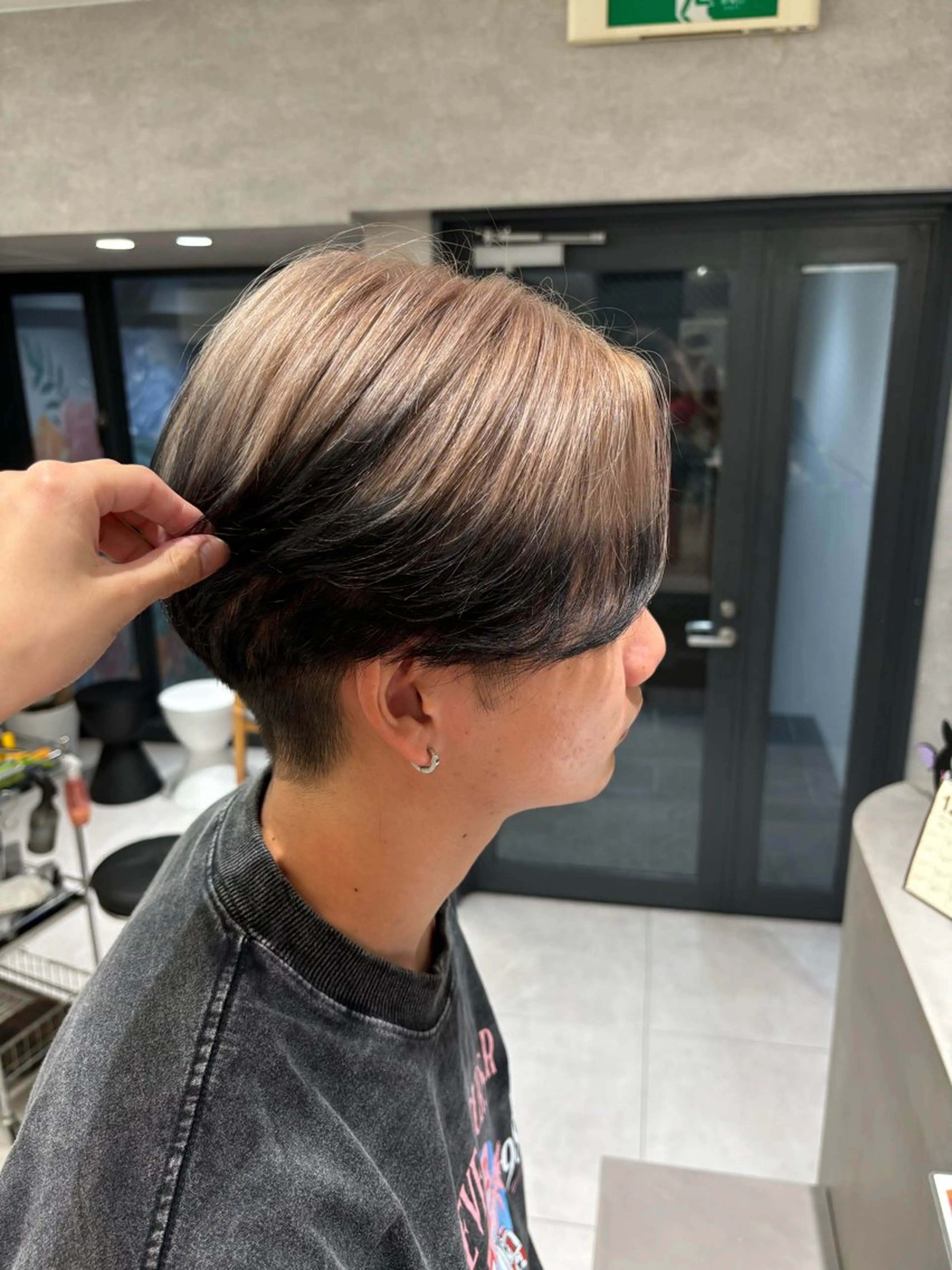 ショート カラー 望 吹のヘアスタイル