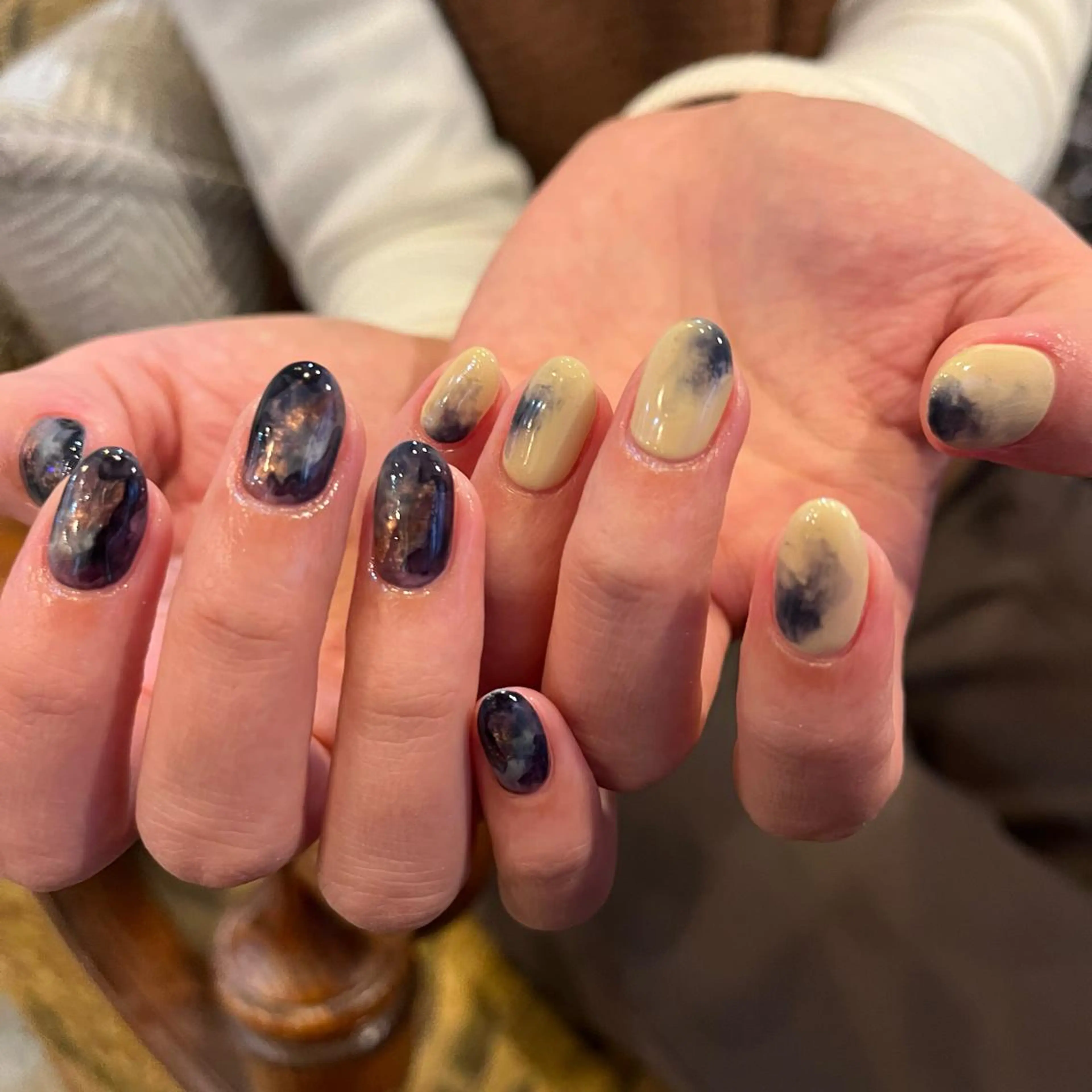 ネイル ハンドネイル Trico Antique所属・岩本 杏のネイルデザイン