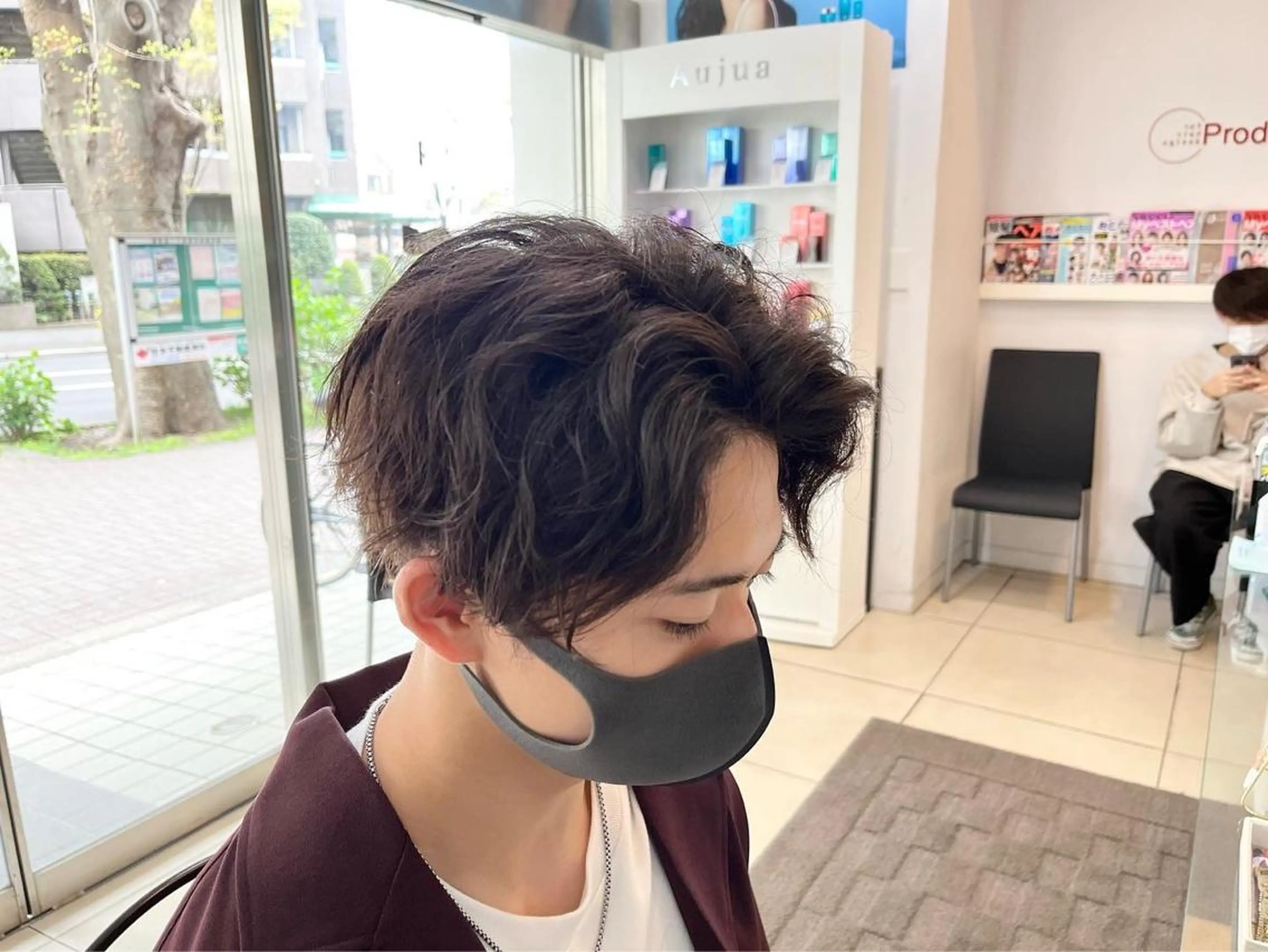 ミディアム パーマ メンズ センターパート パーマ 韓国風メンズ/毛流れ ヘアなら須田龍世のヘアスタイル