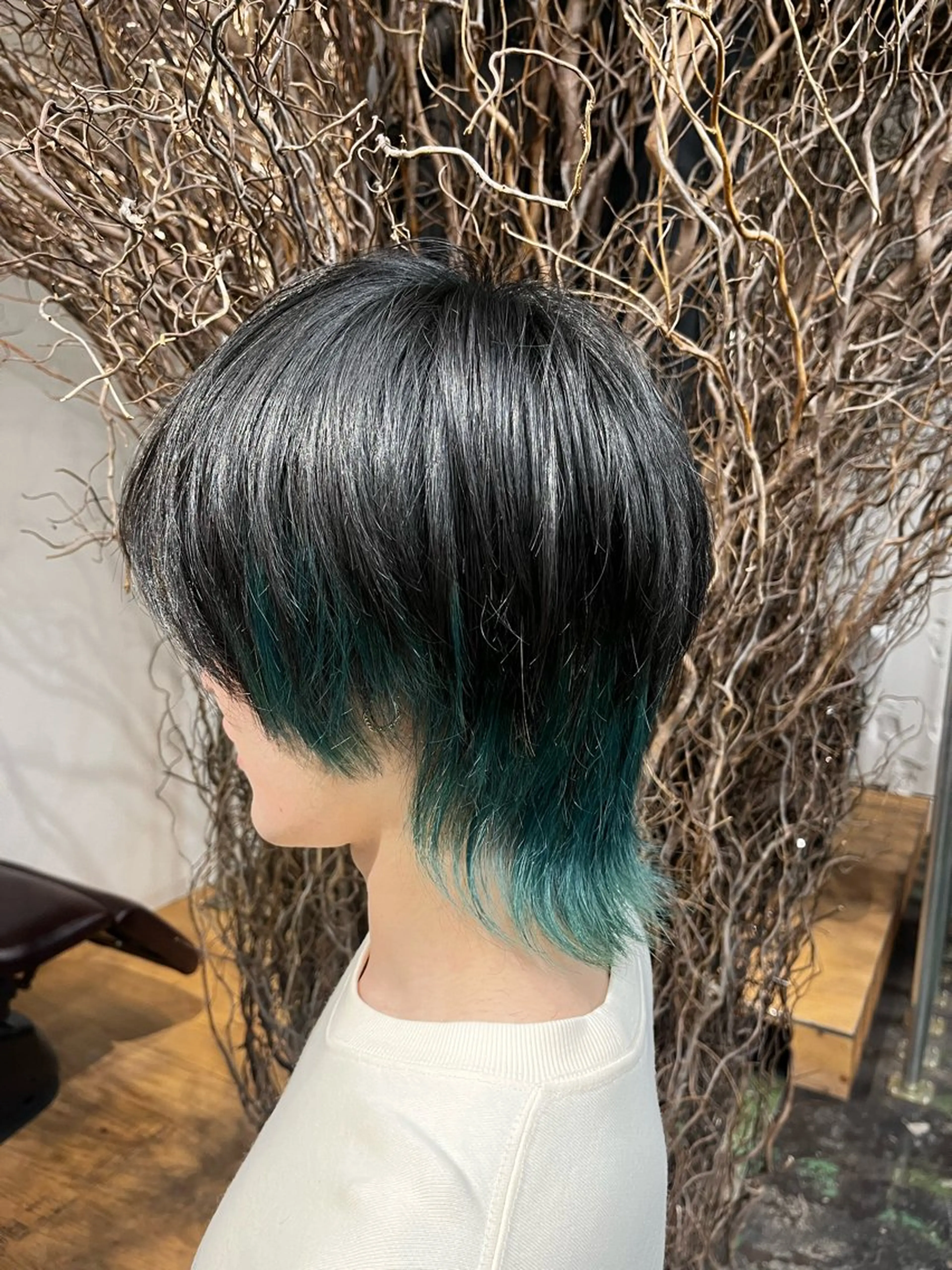 ショート カラー メンズ メンズブリーチ ブリーチ ブルーカラー tei所属・野上 優子のヘアスタイル