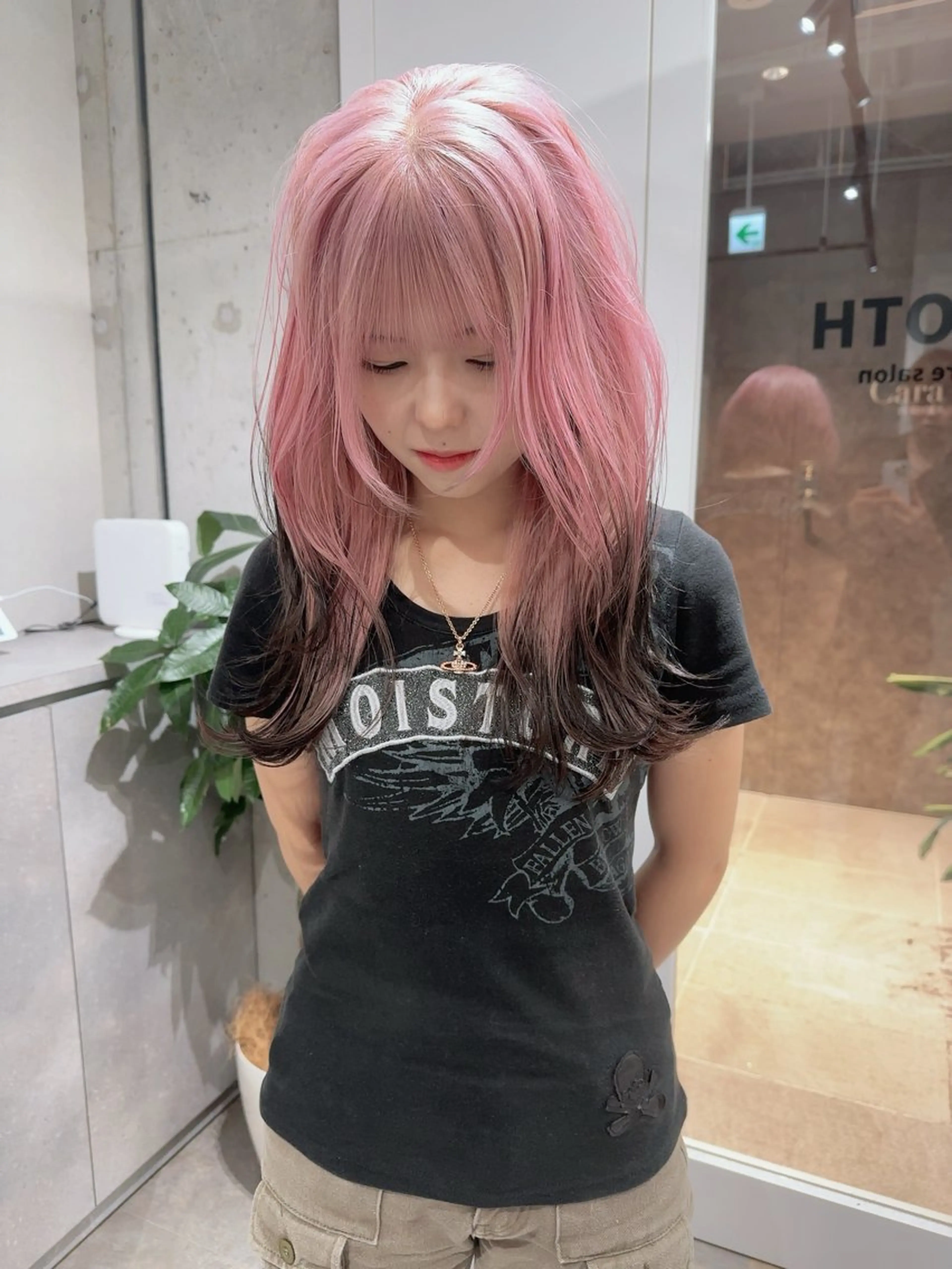 カラー VEGA天神 ブリーチのヘアスタイル