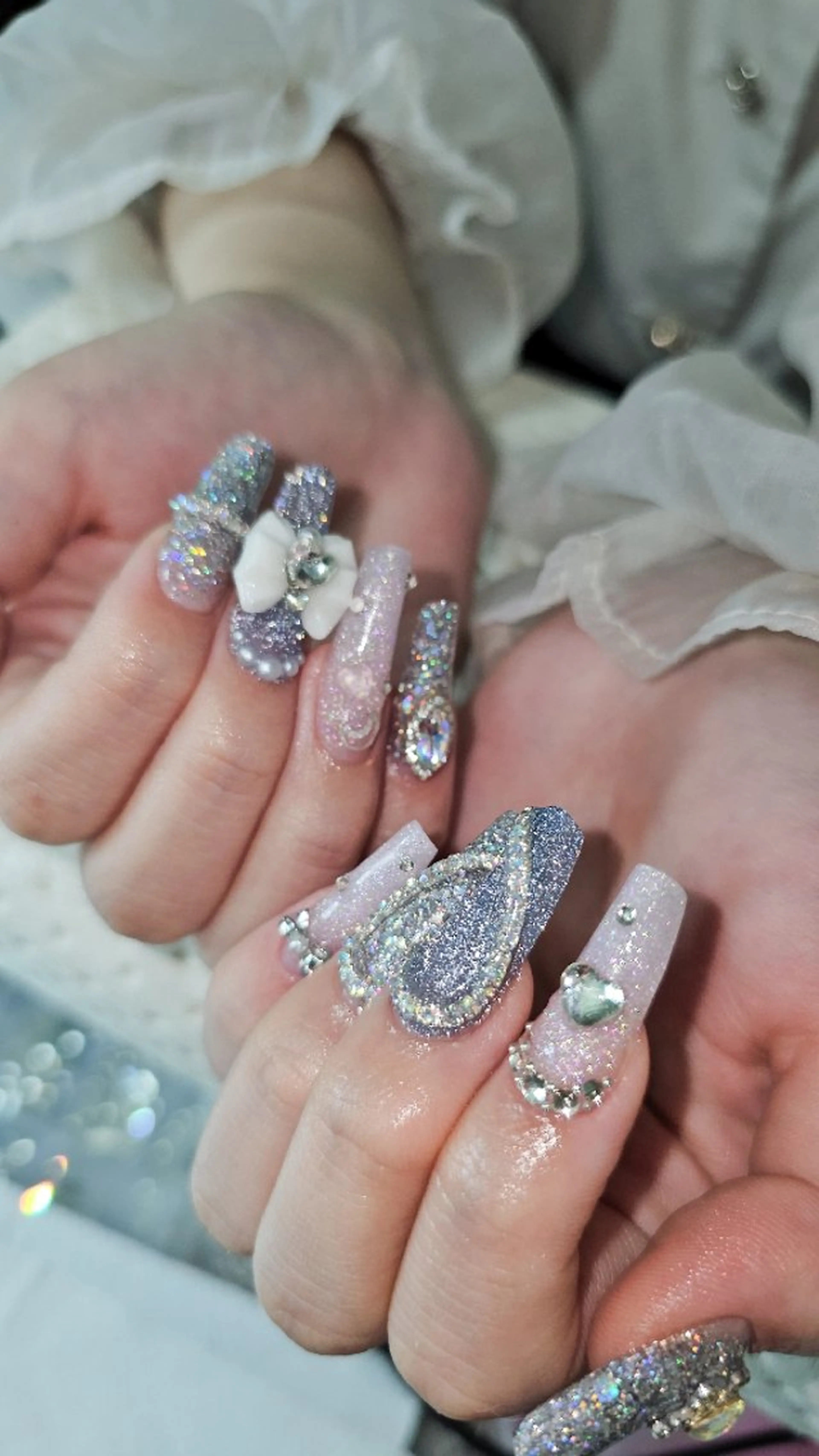 ネイル グラデーション キラキラネイル ラメ(グリッター) ラメグラデーション スカルプネイル ハンドネイル ハンドケア アンドレア 名古屋のネイルデザイン