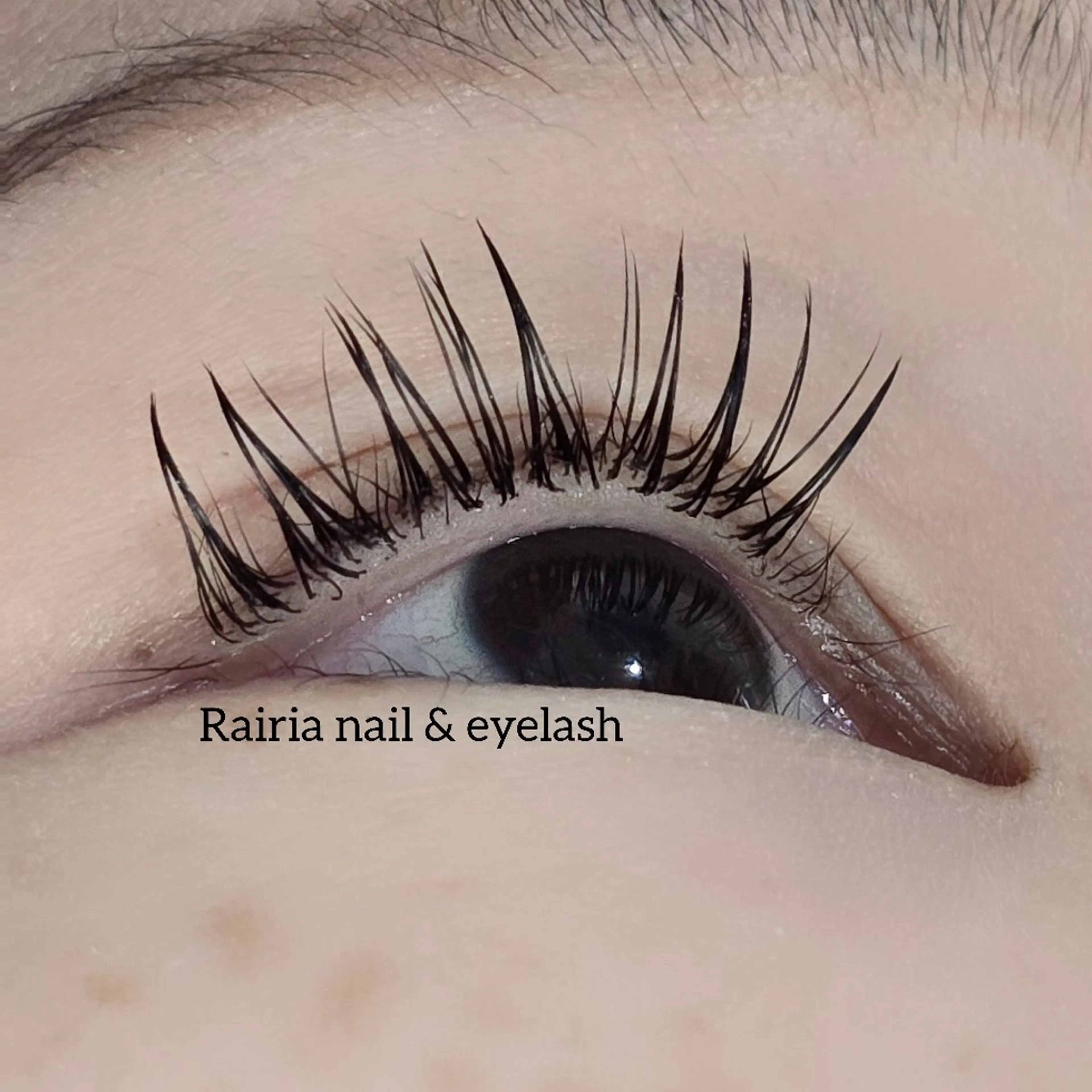 マツエク・マツパ フラットラッシュ 韓国風マツエク パリジェンヌラッシュリフト まつげパーマ 下まつげエクステ Rairia nail & eyelash所属・Rairia🎀 eyelashのマツエク・マツパデザイン