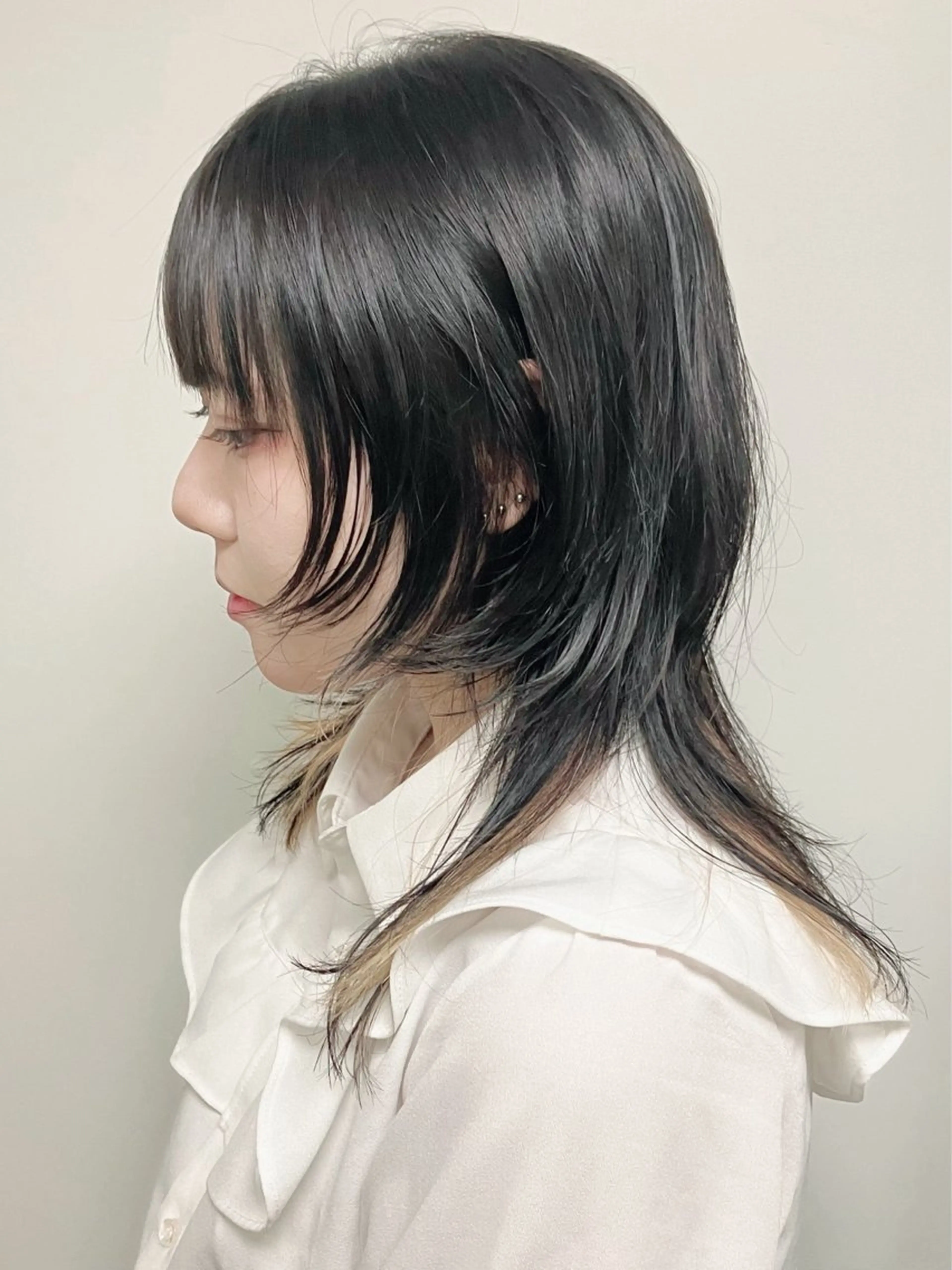 セミロング ショートボブ ボブ レイヤーカット 似合わせカット ウルフカット moriofromlondon原宿本店所属・fumikaブリーチ /ウルフのヘアスタイル