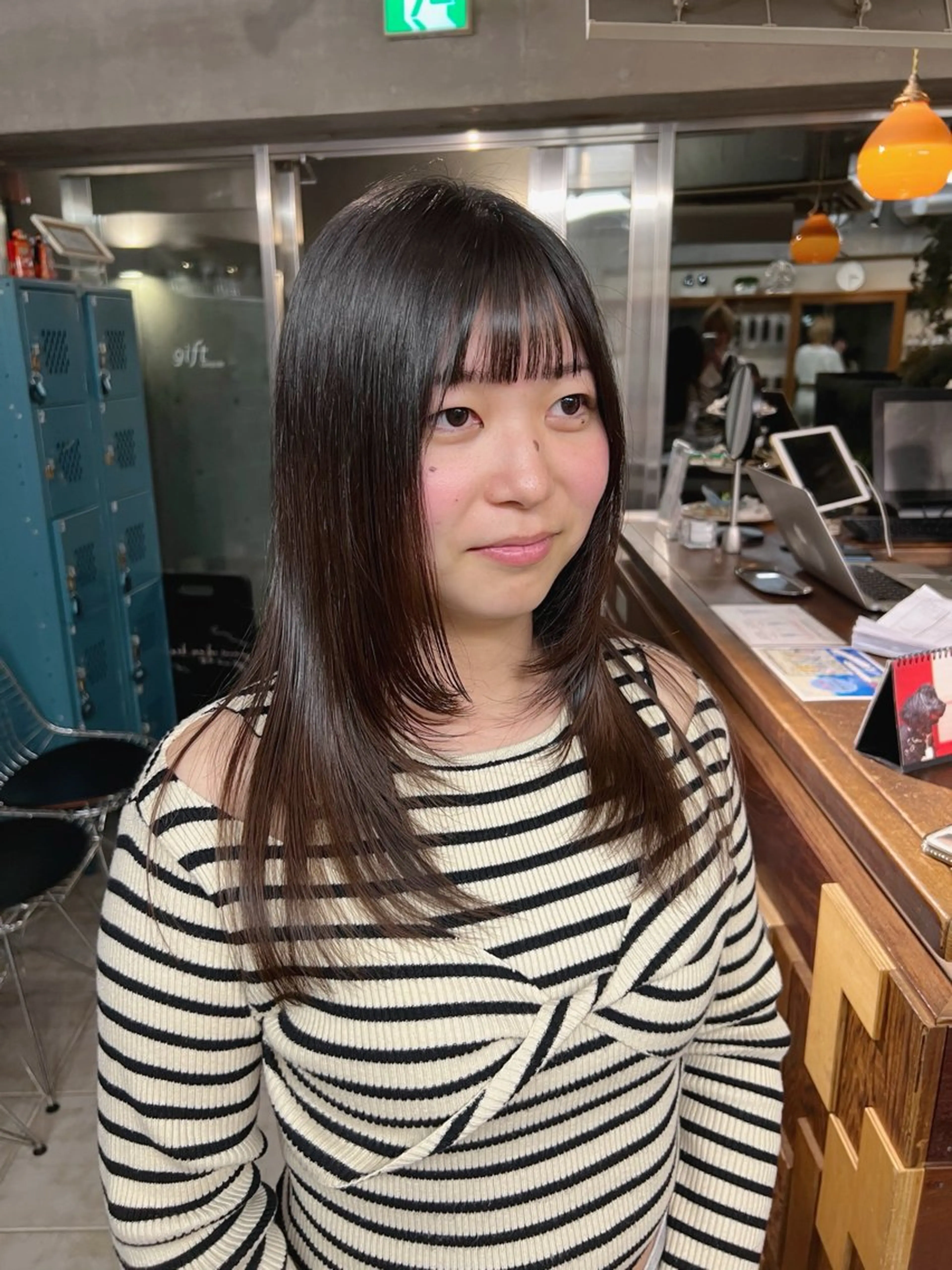 セミロング 土田かほ/本日🈳 透明感カラー🍃のヘアスタイル