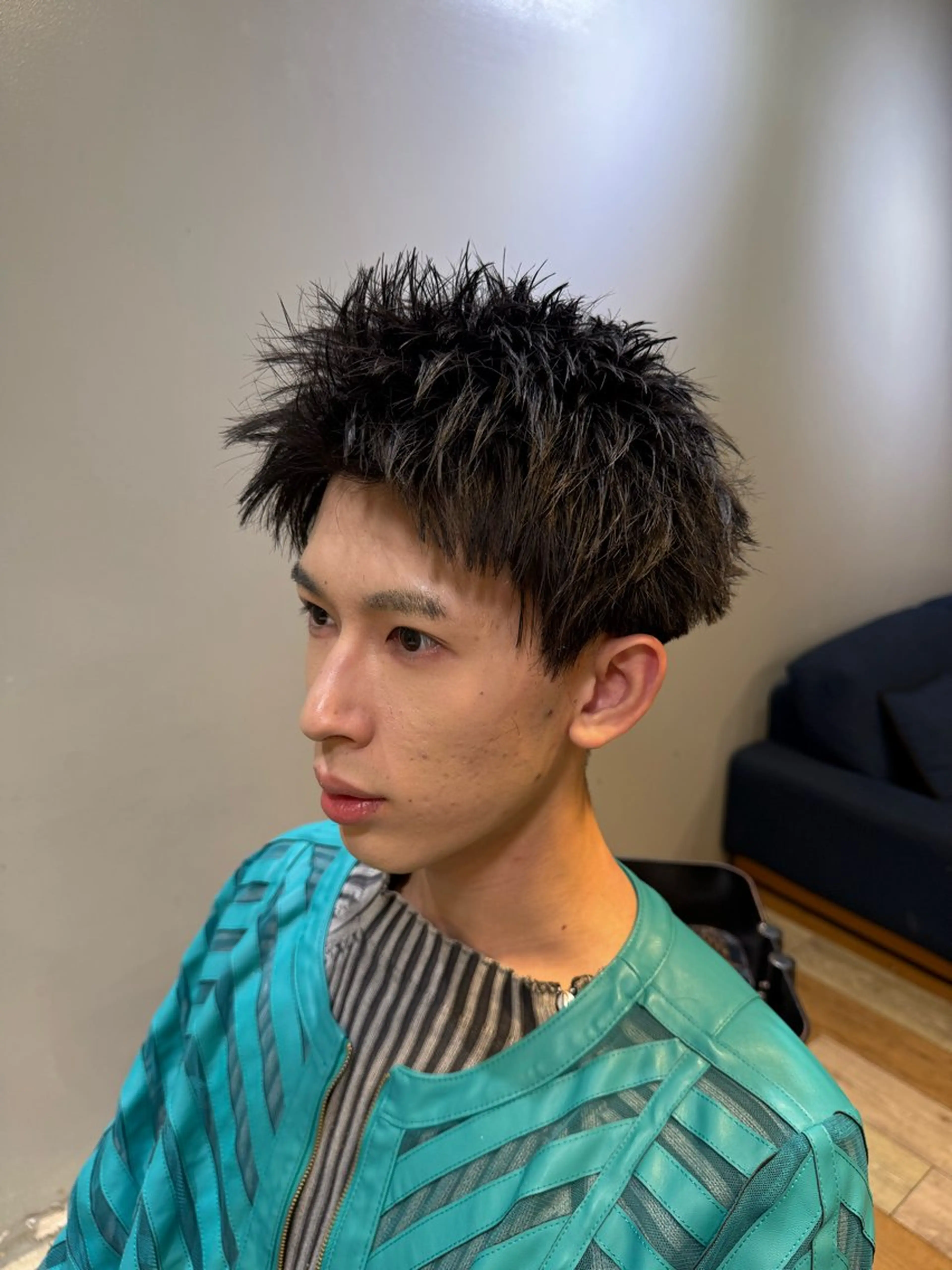 メンズ カット ヘアカラー トリートメント ヘアセット メンズカット/パーマ 艶カラーTAIGA︎のヘアスタイル