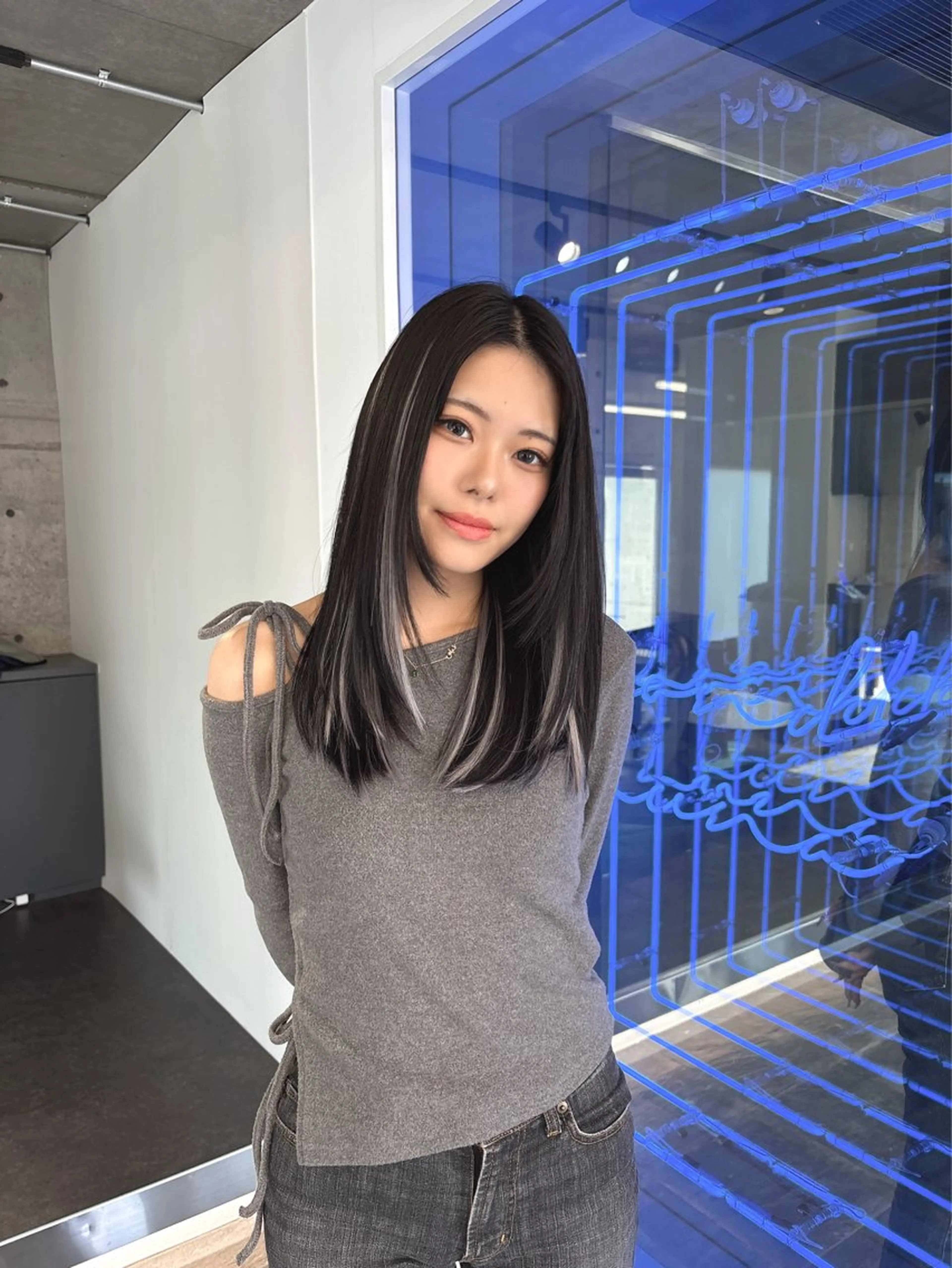 朝斗/ブリーチなし ・Wカラー・エクステのヘアスタイル