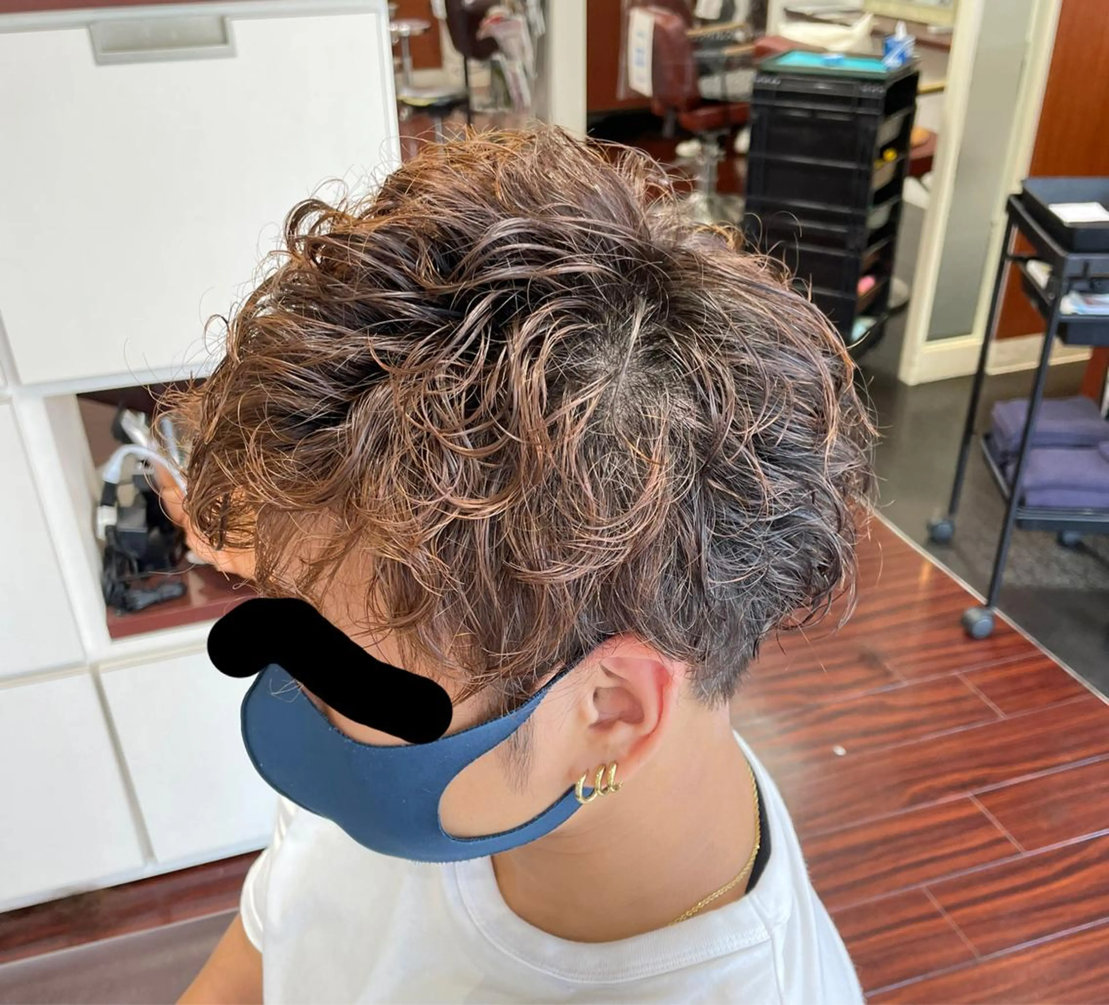 ショート パーマ 💎韓国カラー Giness坂下巧のヘアスタイル