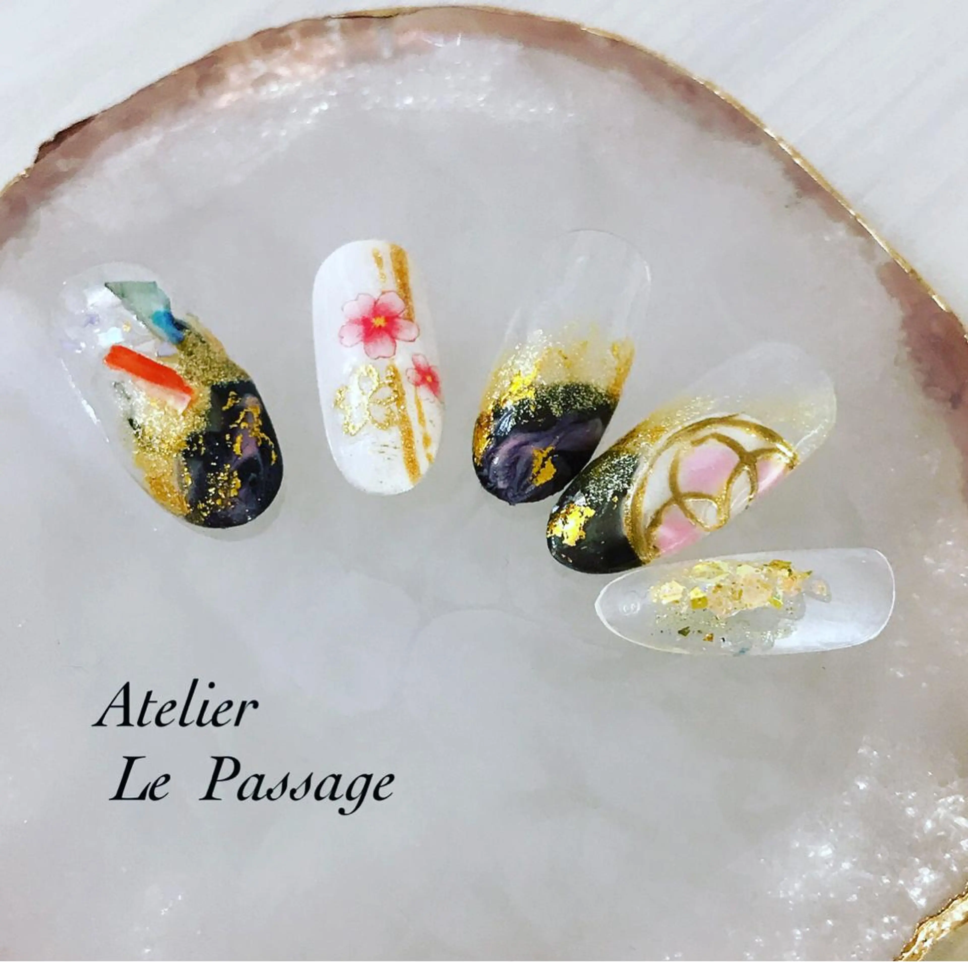 ネイル ジェルネイル ニュアンスネイル パラジェル 冬ネイル Atelier Le Passage所属・h nakatsukaのネイルデザイン