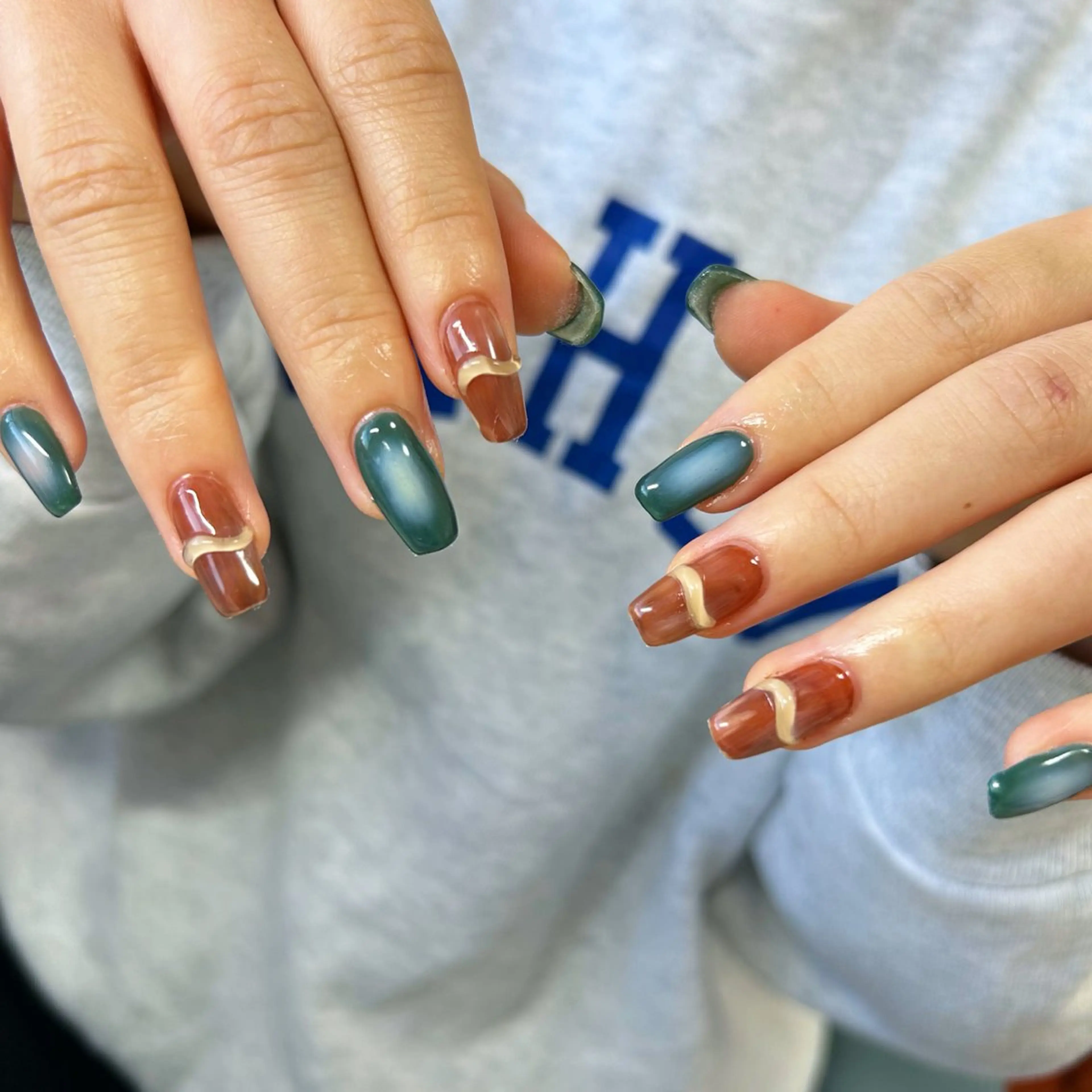 ネイル Laki nailのネイルデザイン