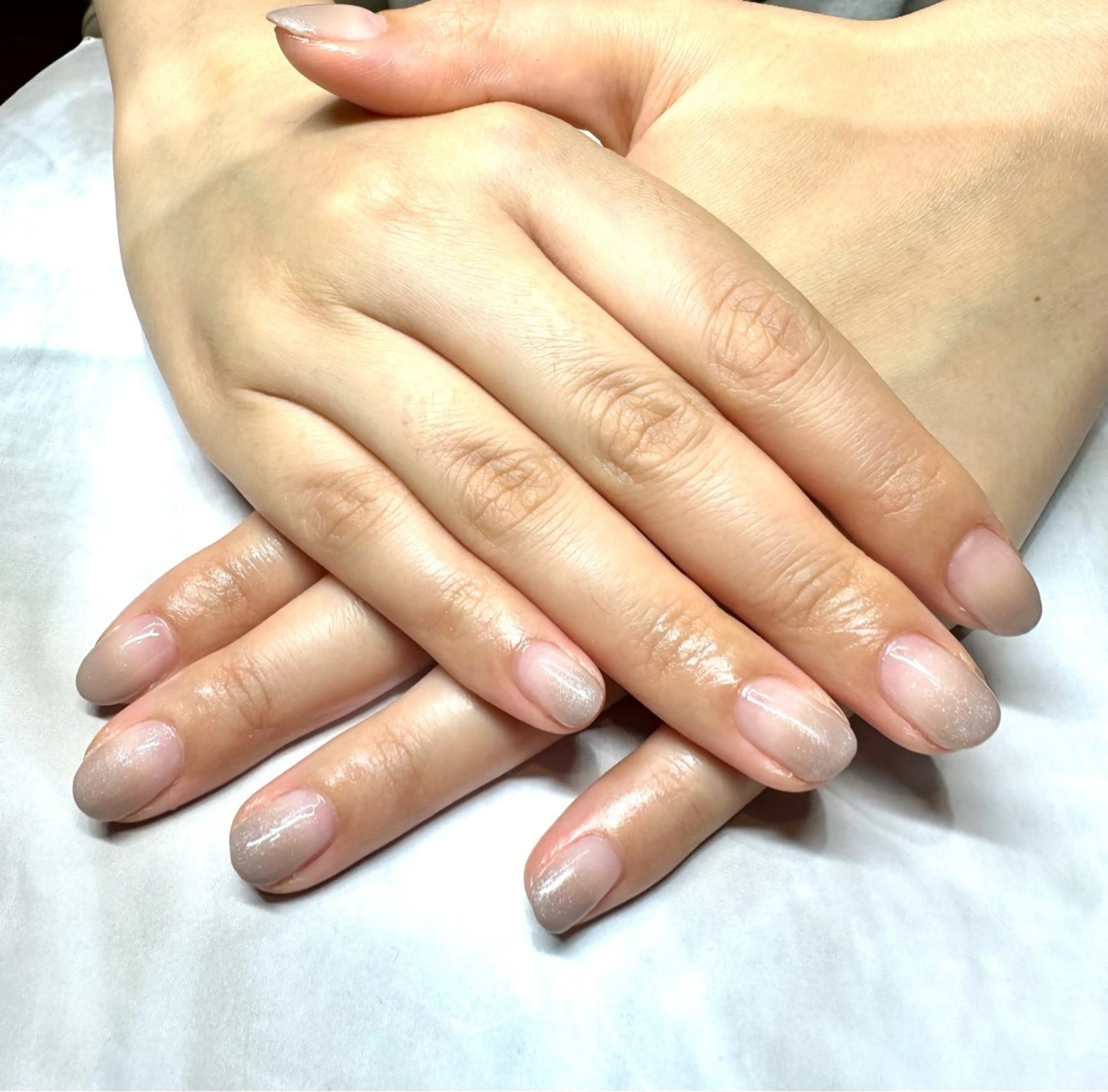 ネイル グラデーション Tanemoto所属・Ueda Rieのネイルデザイン