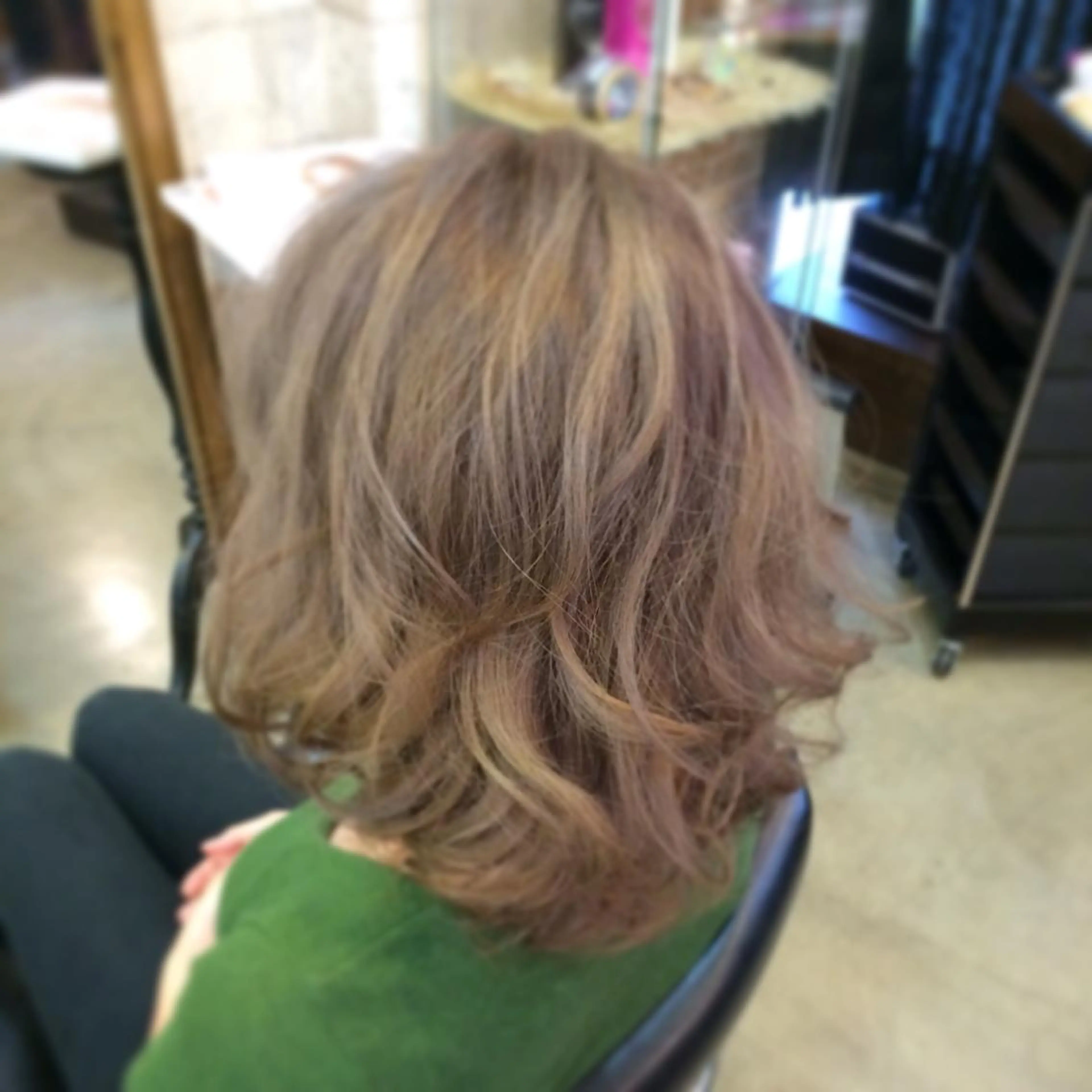 ミディアム カラー アッシュ ダブルカラー インナーカラー/天神 ブリーチ/吉田のヘアスタイル