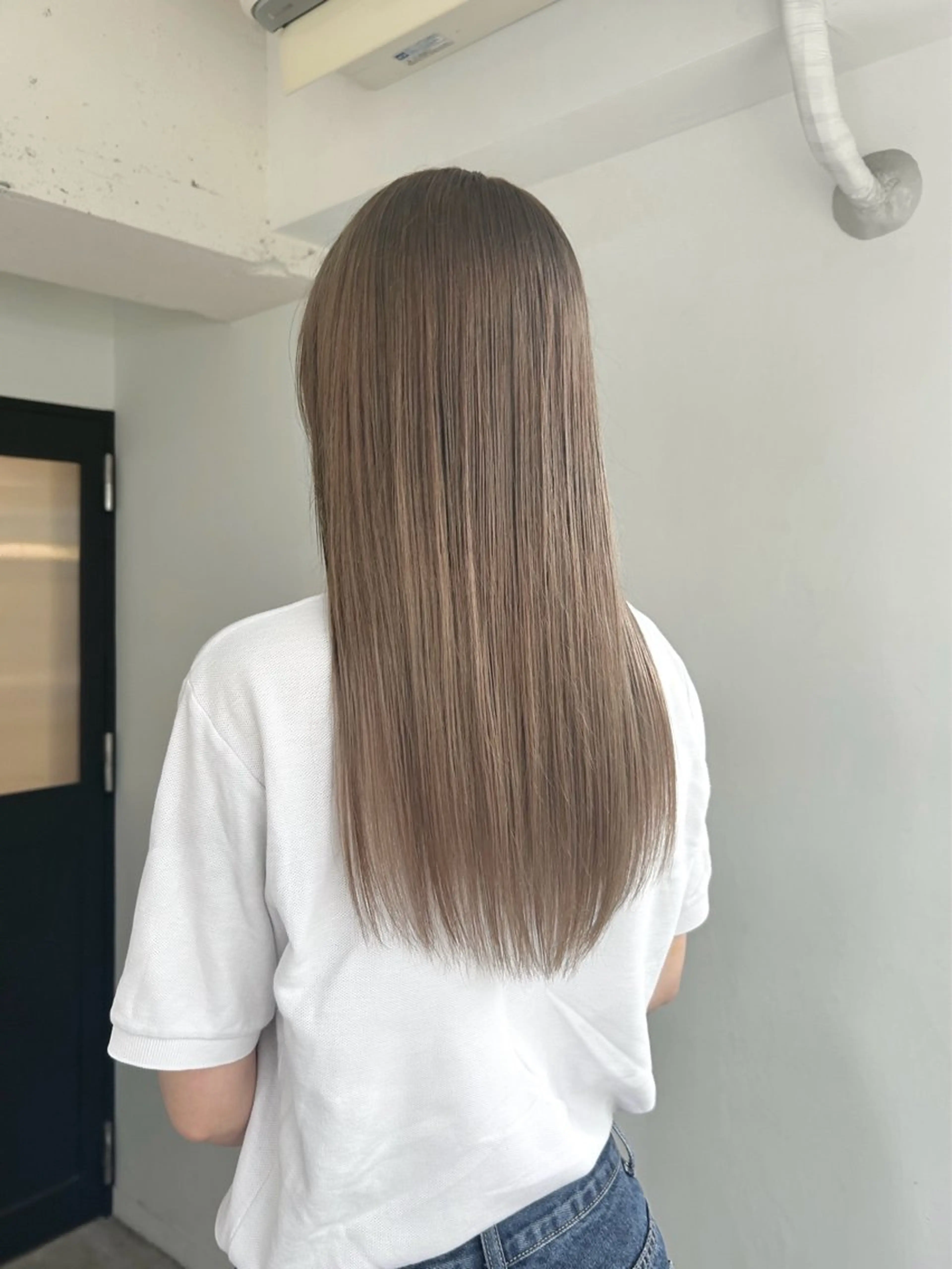 ロング カラー ハイトーンカラー カット ヘアカラー トリートメント レイヤーカット/栄/ 顔周り/キトウモエノのヘアスタイル