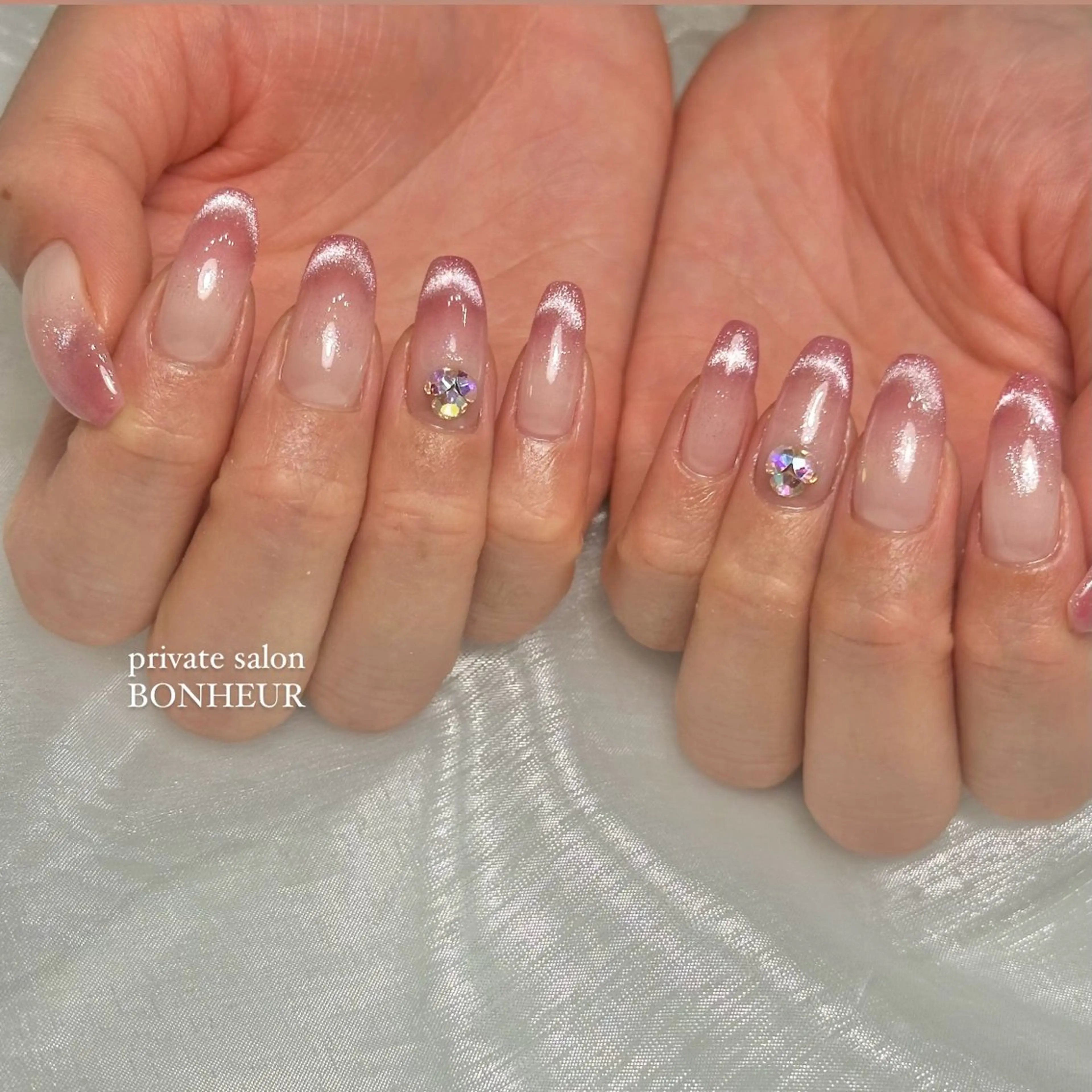 ネイル ハンドネイル BONHEUR Annaのネイルデザイン