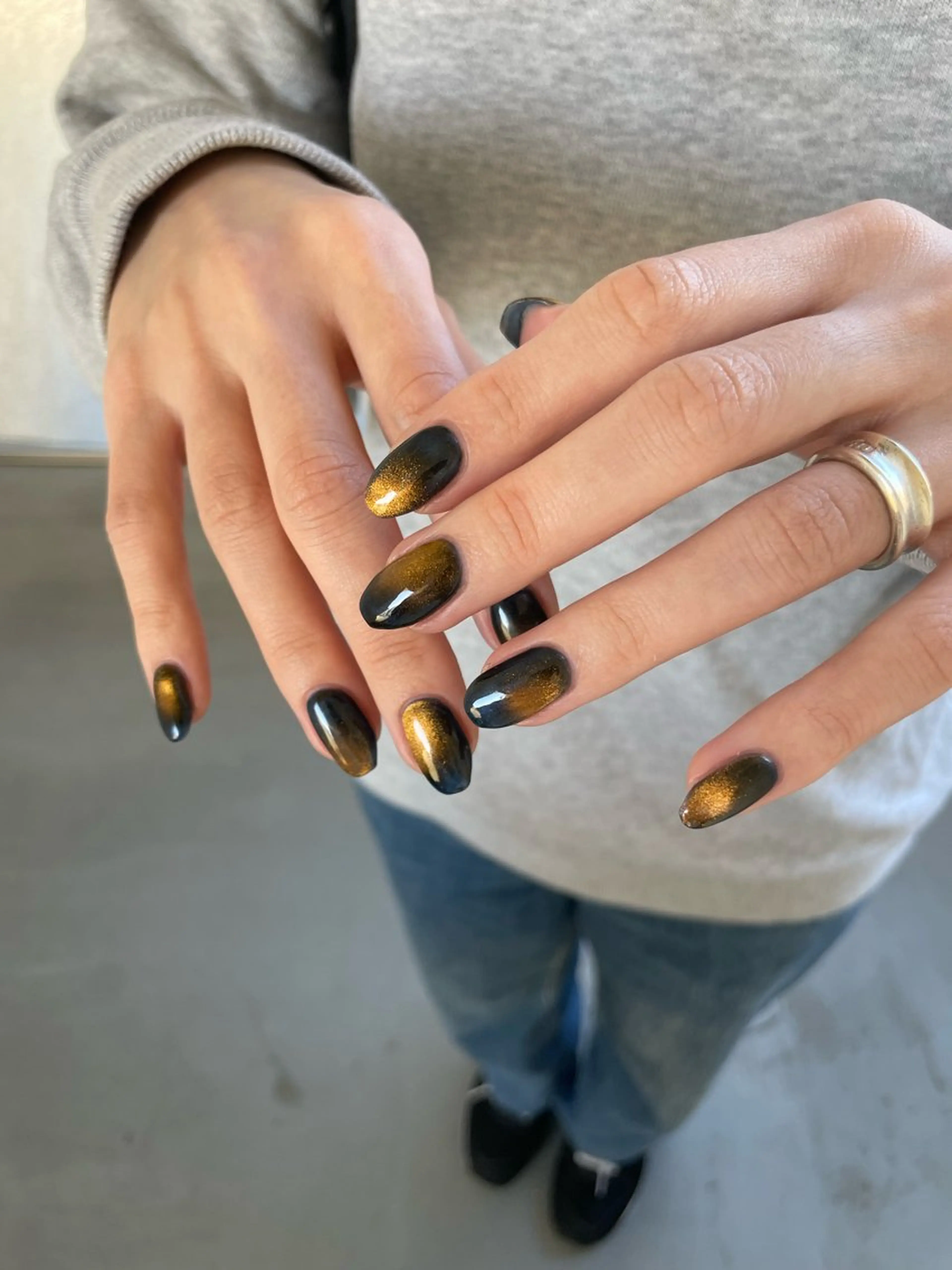 ネイル マグネットネイル Ever Blue Nail Salonのネイルデザイン