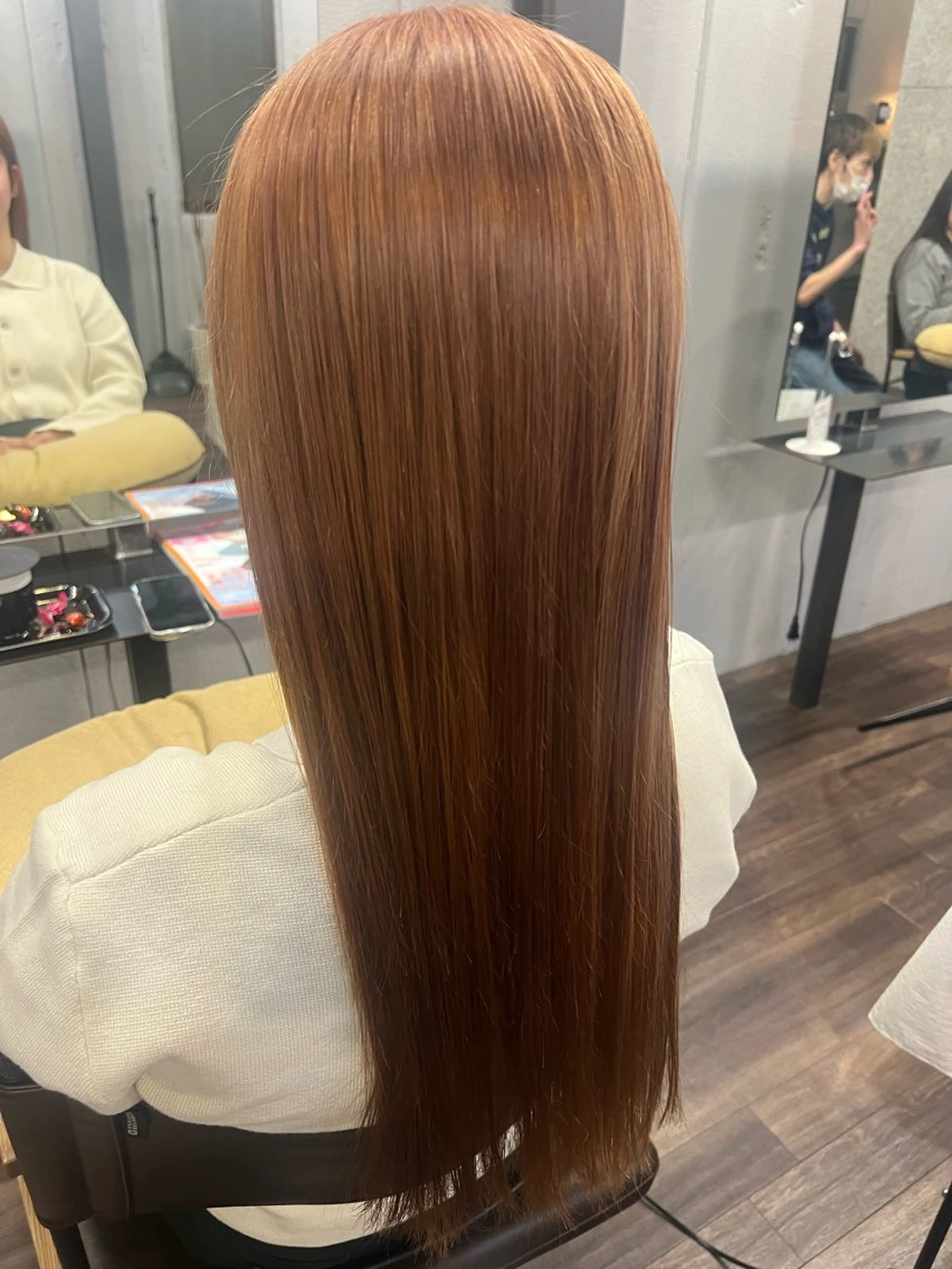 ロング カラー デザインカラー ハイライトカラー ハイトーンカラー ハイライト ヘアカラー terra🌈大久保 睦美のヘアスタイル