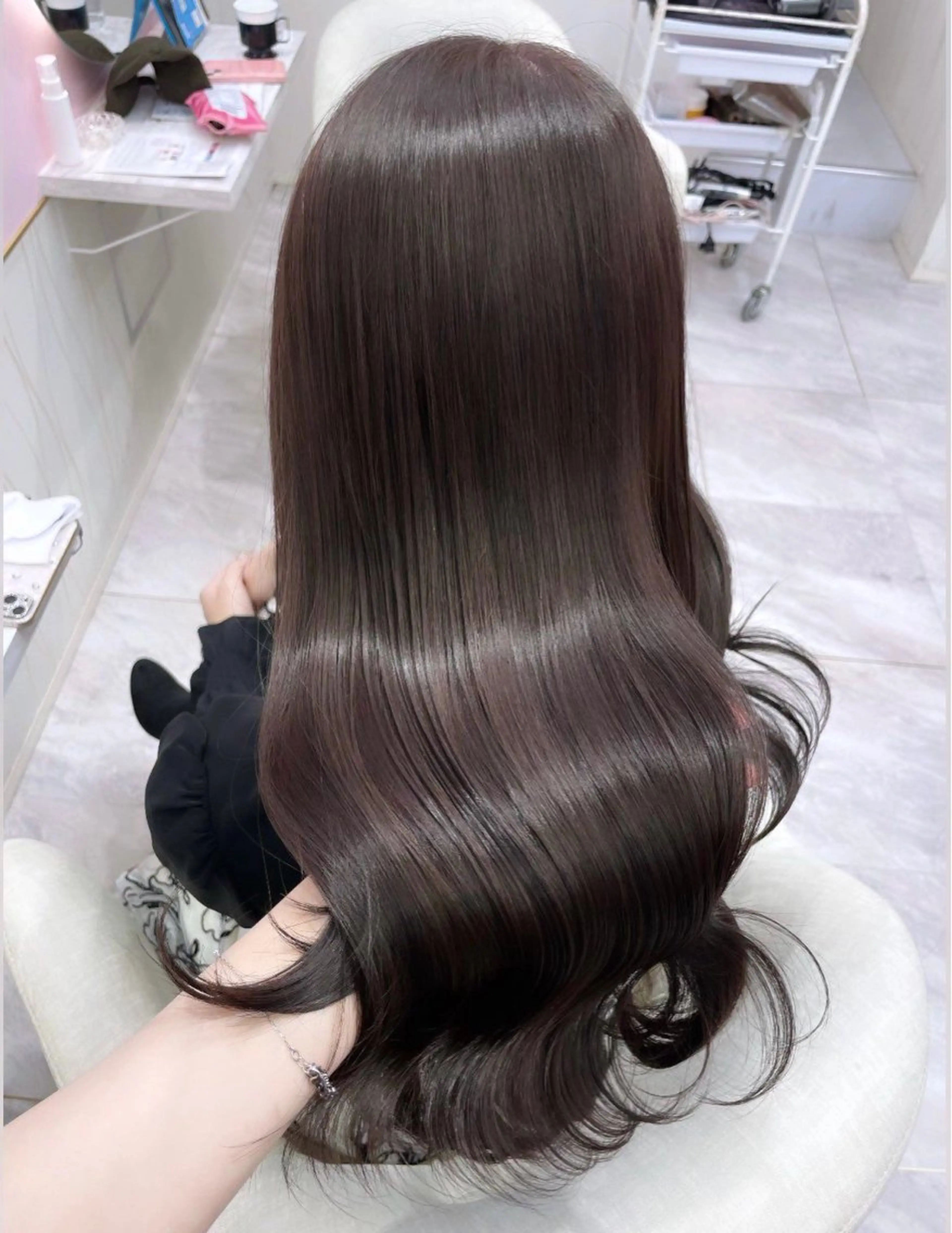 ロング 縮毛矯正 トリートメント 井田朋花 艶髪💎✨️のヘアスタイル