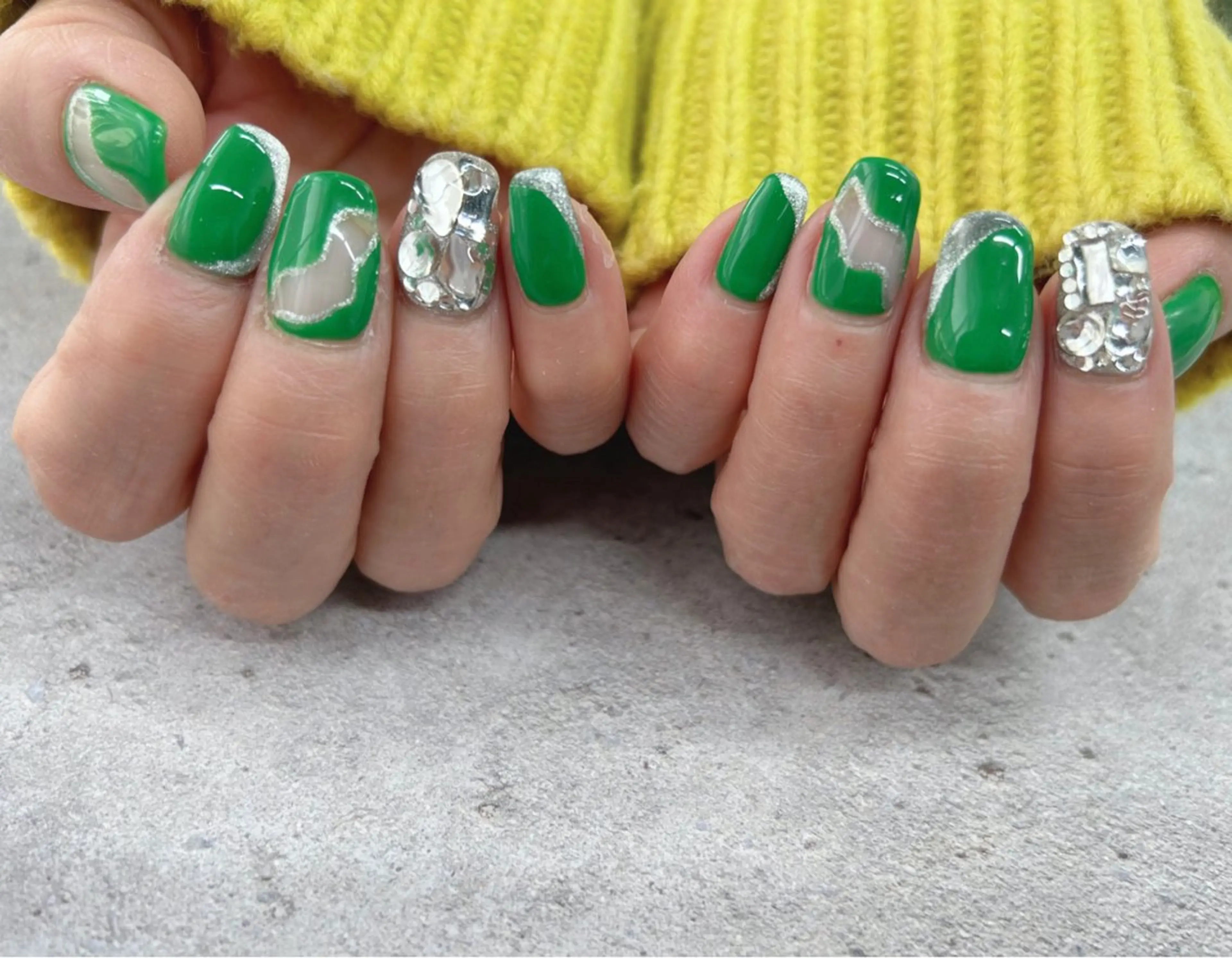 ネイル グリーン ハンドネイル Nail Salon agré所属・agré ネイルサロン　アグレのネイルデザイン