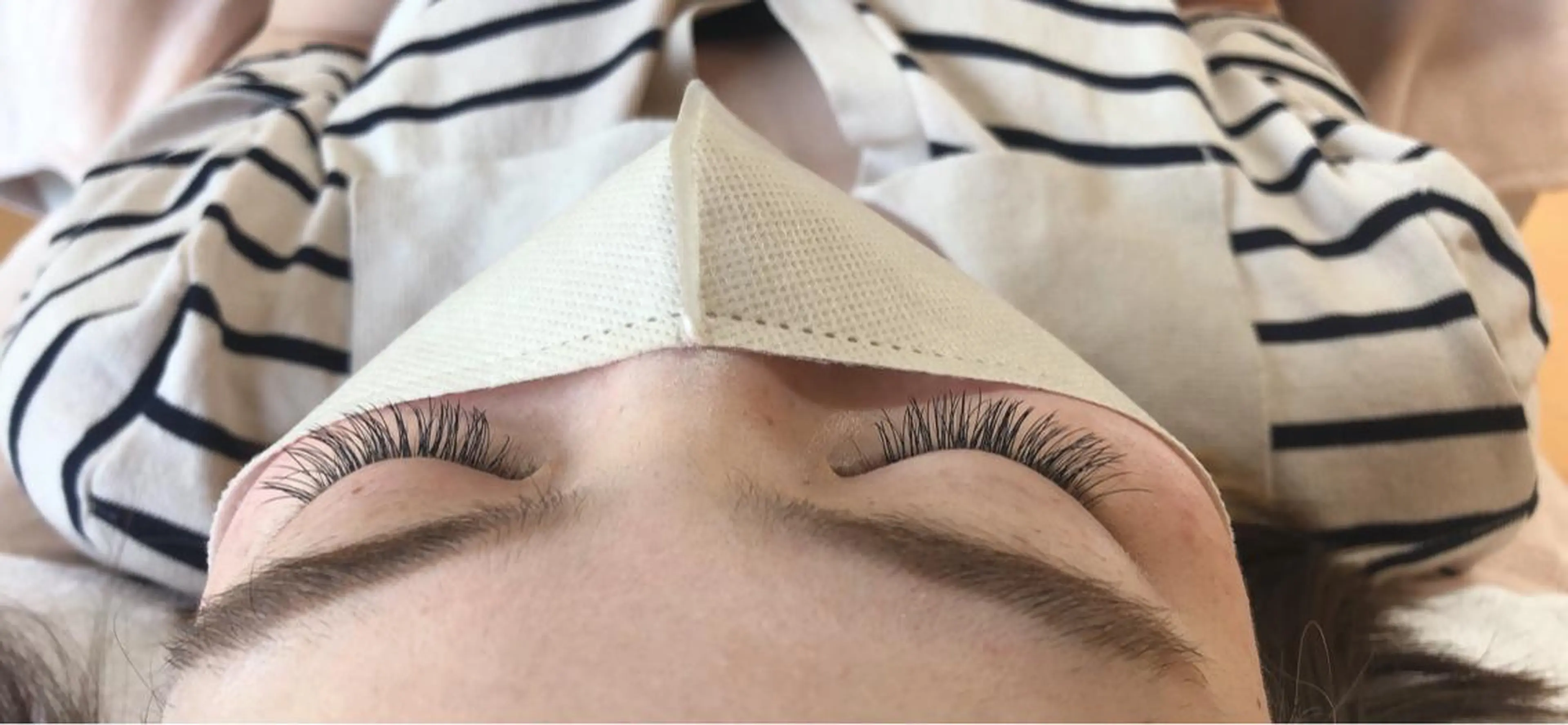 マツエク・マツパ フラットラッシュ 伊藤名紬 マツエク専門のマツエク・マツパデザイン