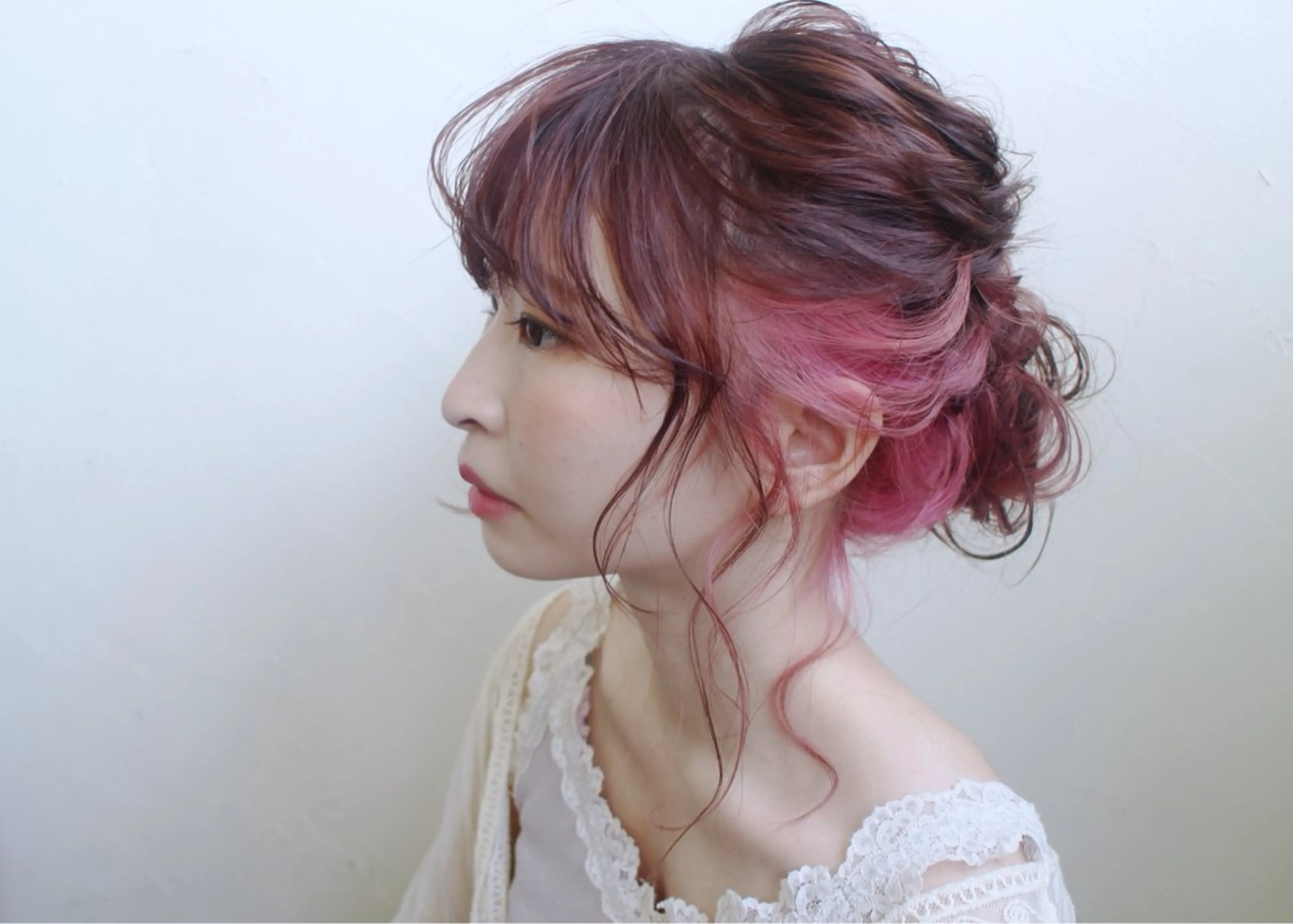 ミディアム ルプラボウ 尾関　唯那のヘアスタイル