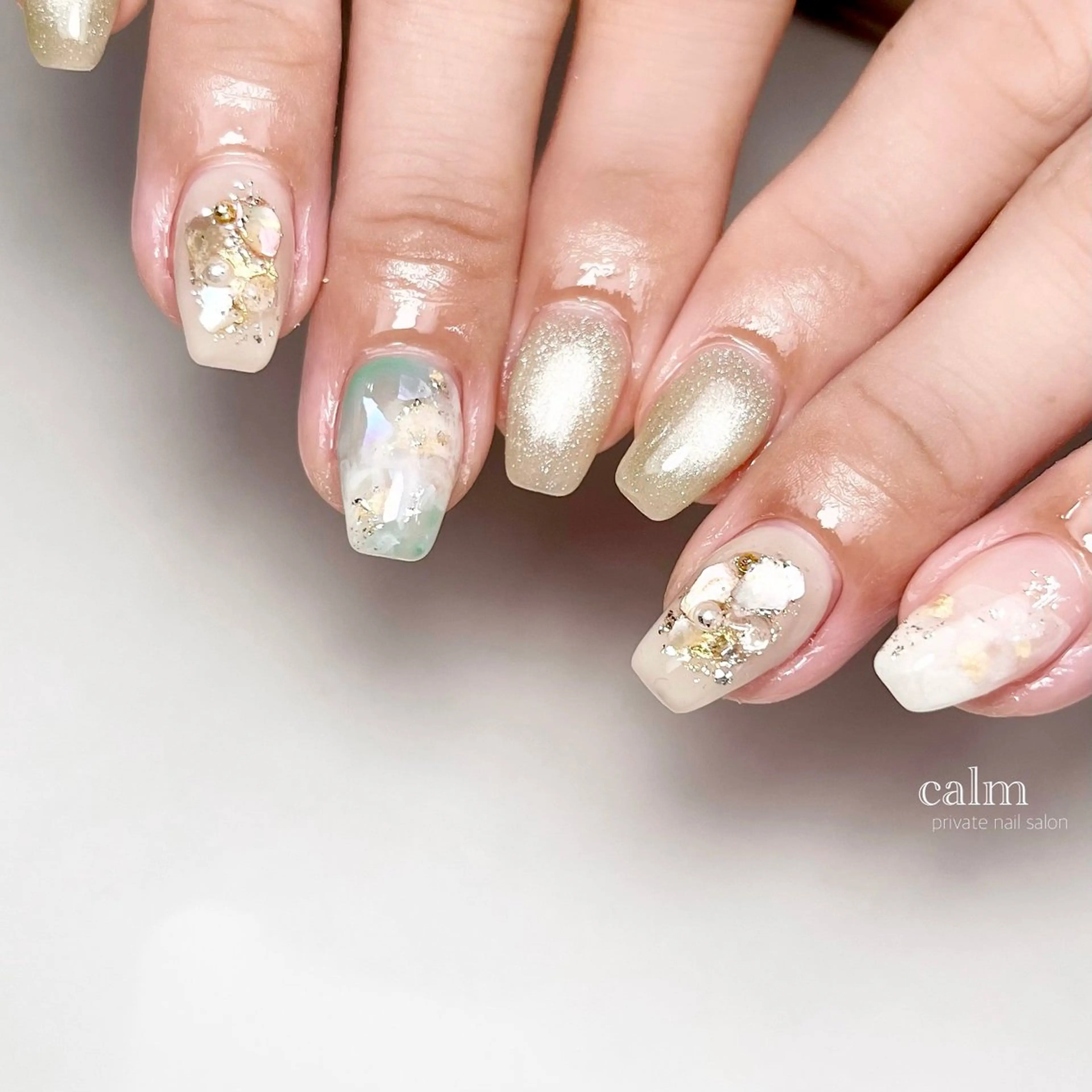 ネイル ハンドネイル calm 〔ｶｰﾑ〕のネイルデザイン