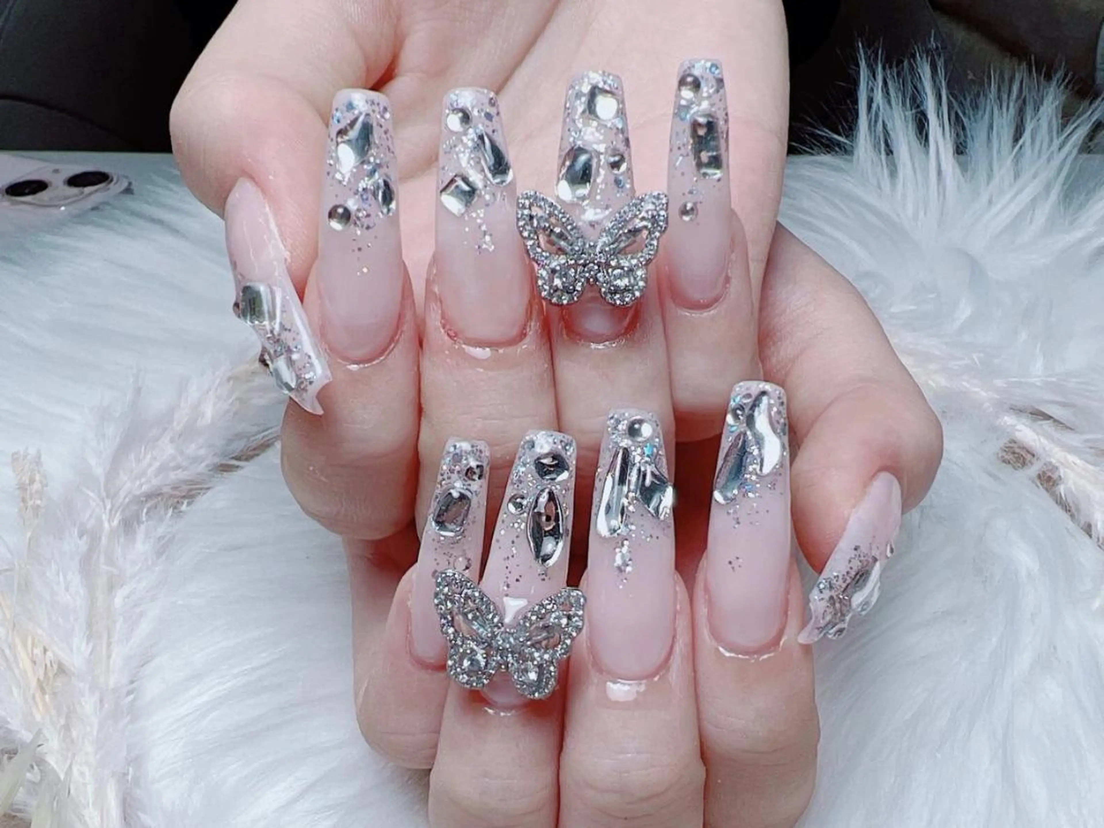 メンズ ネイル アートネイル フレンチネイル ジェルネイル キラキラネイル パラジェル ハンドネイル フットネイル Bloom kabukiのネイルデザイン