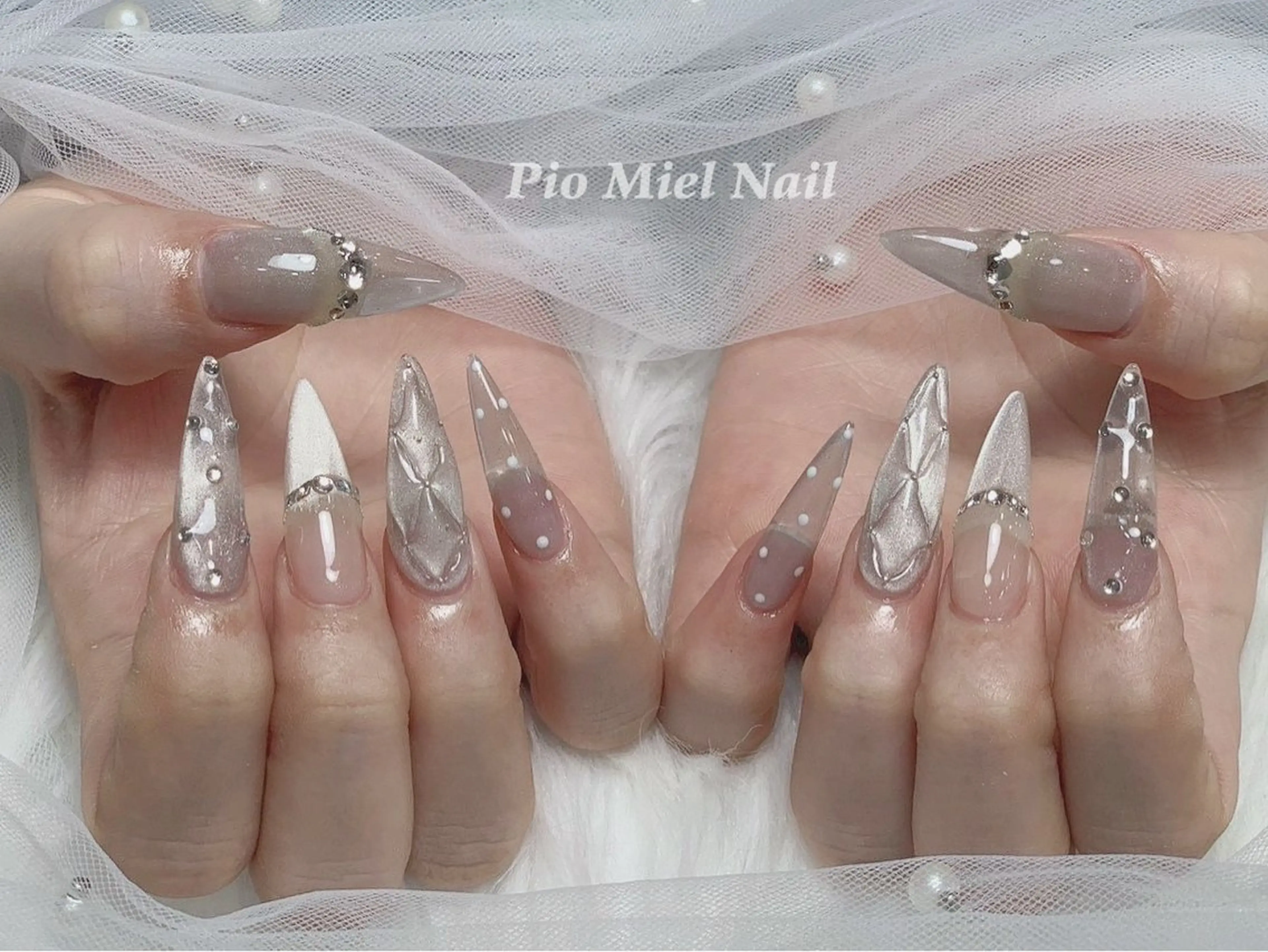 ネイル Pio Mielのネイルデザイン