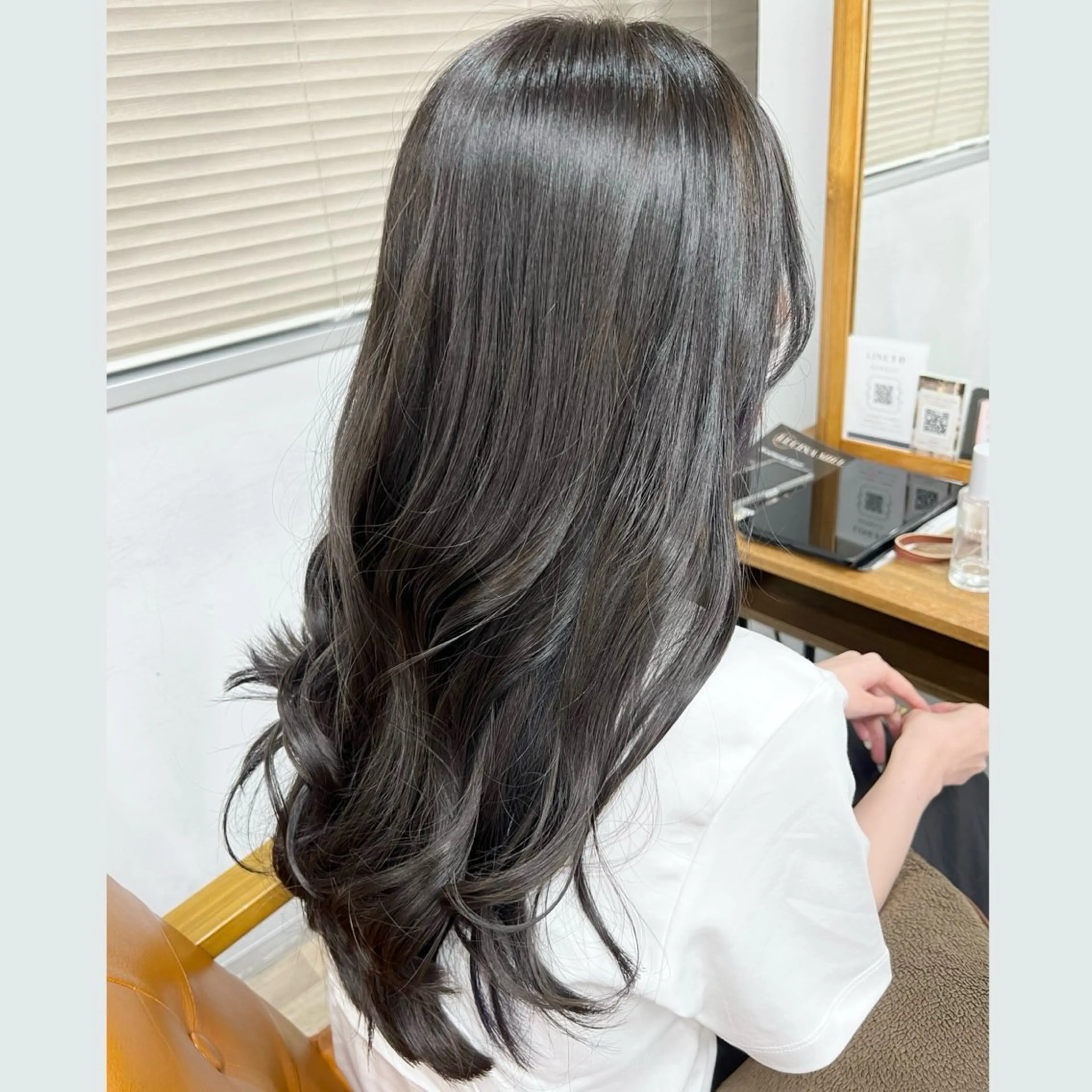 ロング カラー アディクシーカラー 透明感カラー ロング 小谷野 七海🐬のヘアスタイル