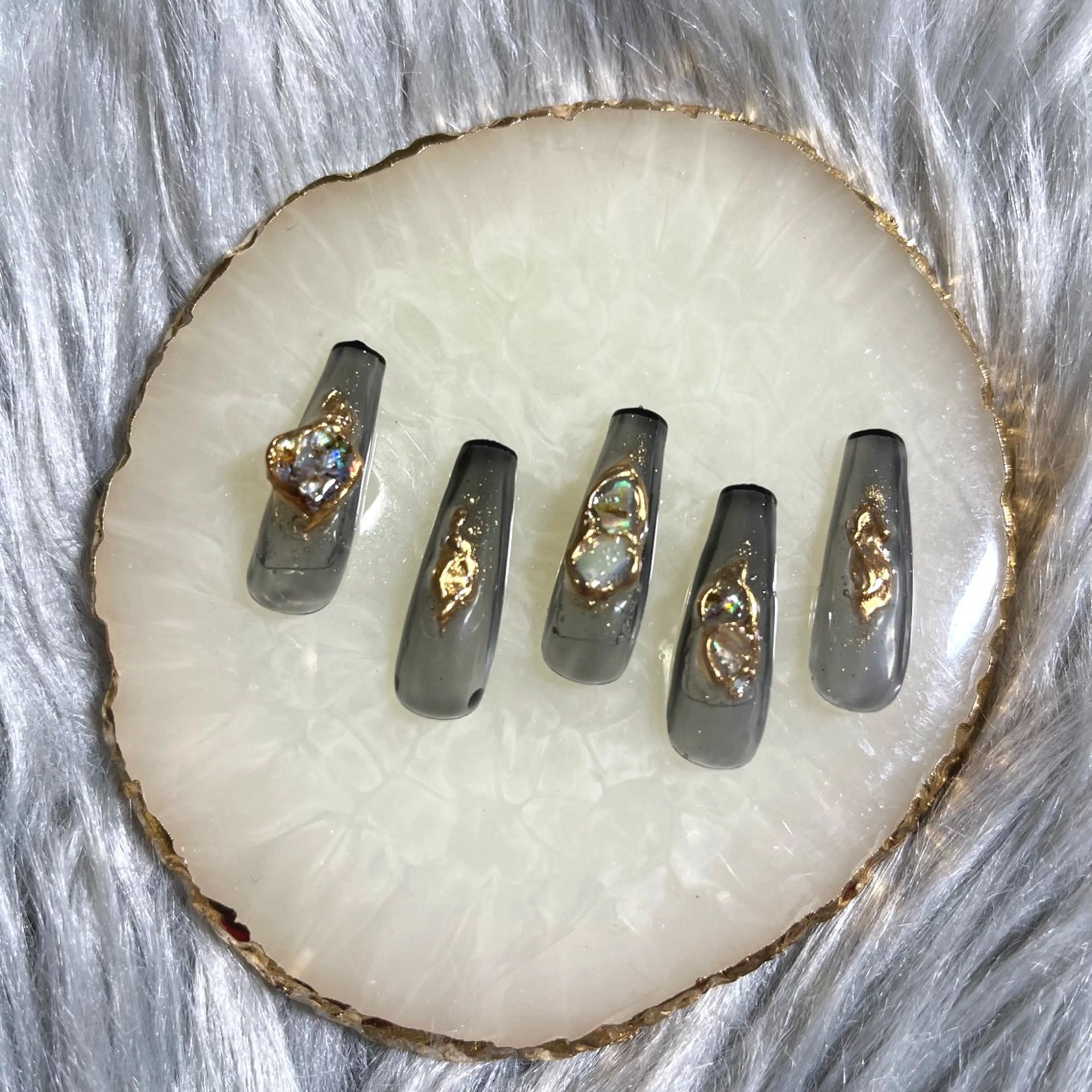 ネイル ハンドネイル Betty ✶のマツエク・マツパデザイン