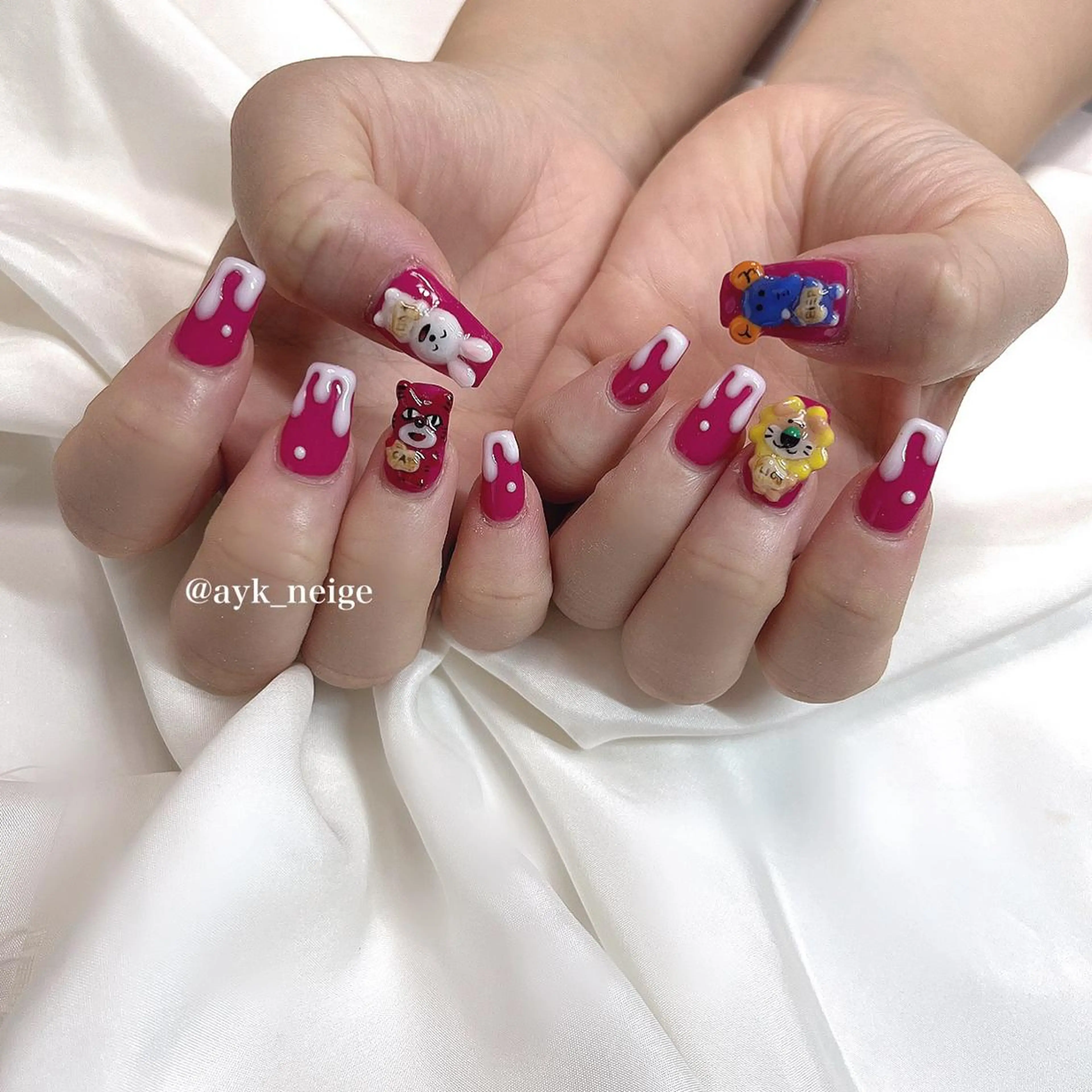 ネイル フットネイル フレンチネイル ガラスフレンチ グラデーション 韓国ネイル n'eige nail所属・大谷 綾香のネイルデザイン