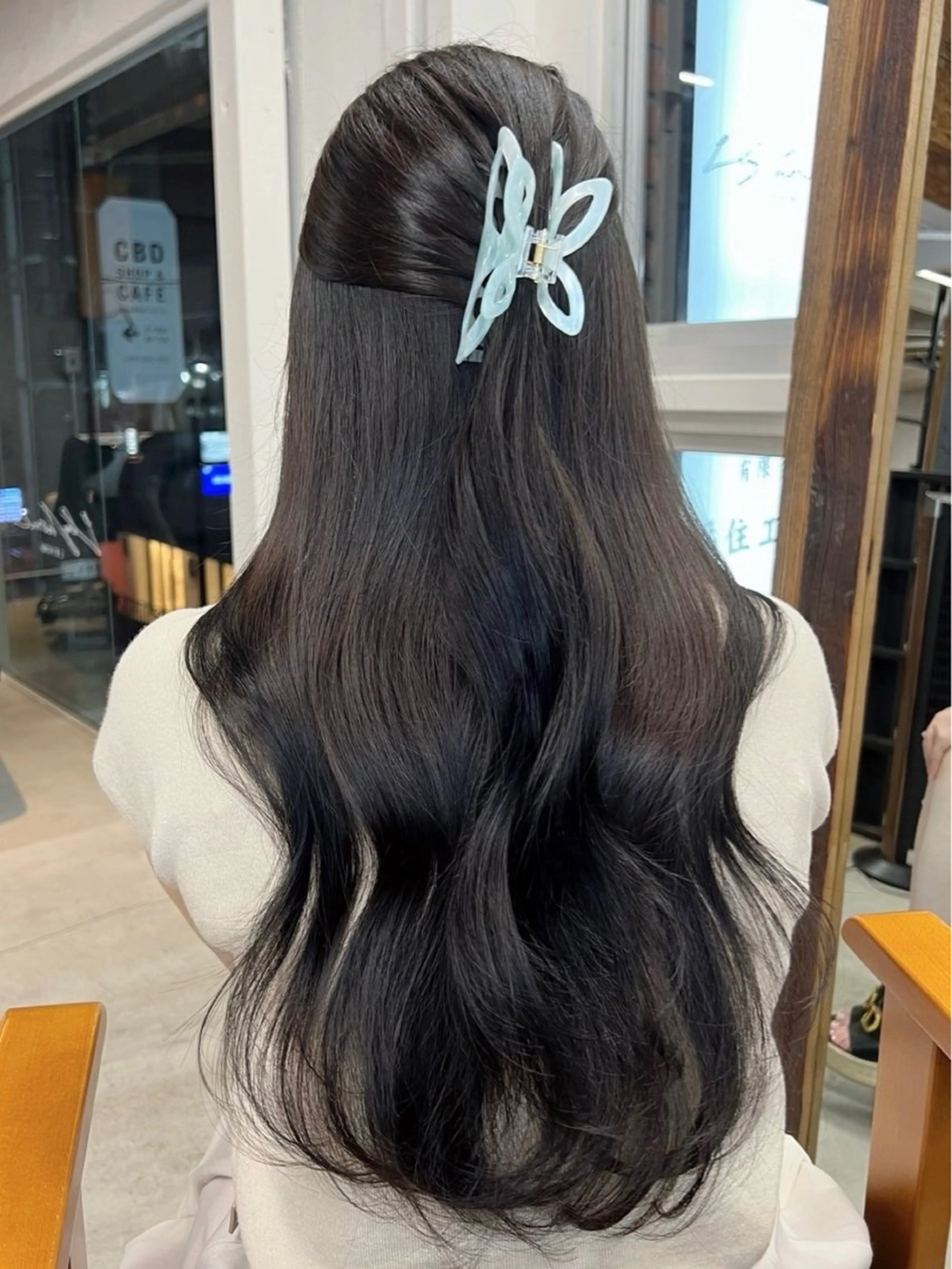 ロング YUI / LbyHOMEのヘアスタイル