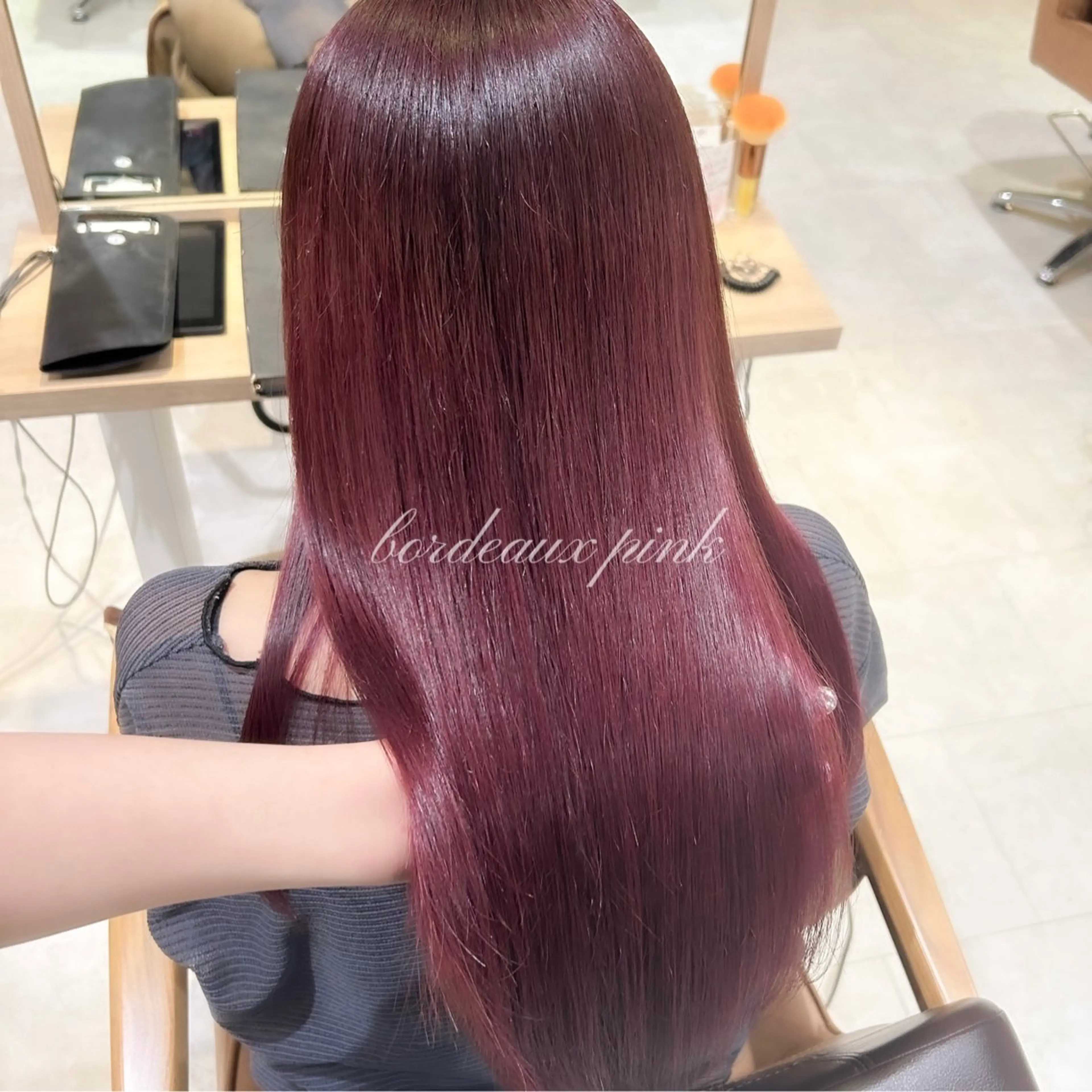 ロング ヘアカラー 透明感カラー☁️岩永 侑奈のヘアスタイル