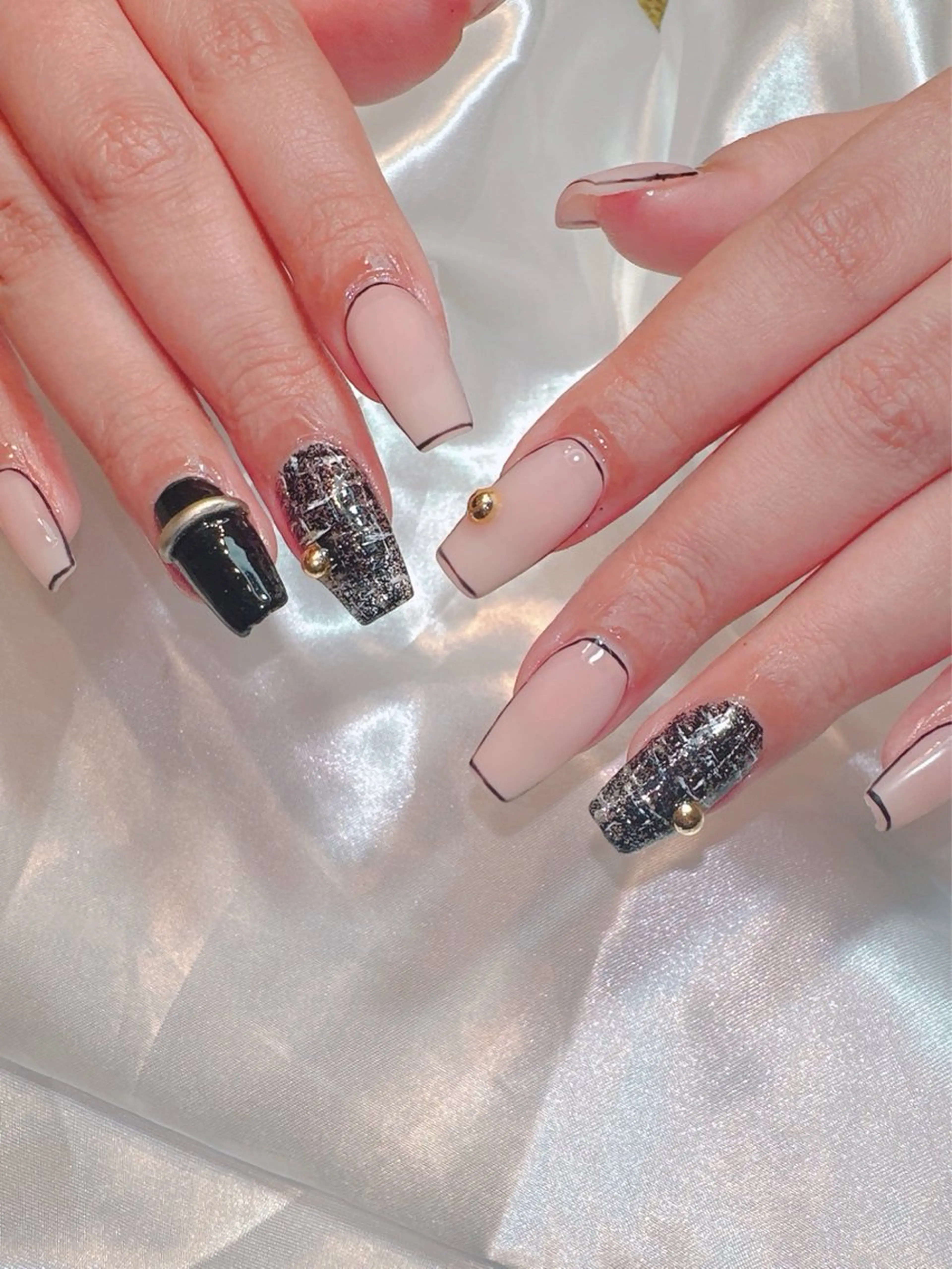 ネイル フラッシュネイル マグネットネイル ニュアンスネイル シンプルネイル ツイードネイル ハンドネイル at Nailのネイルデザイン