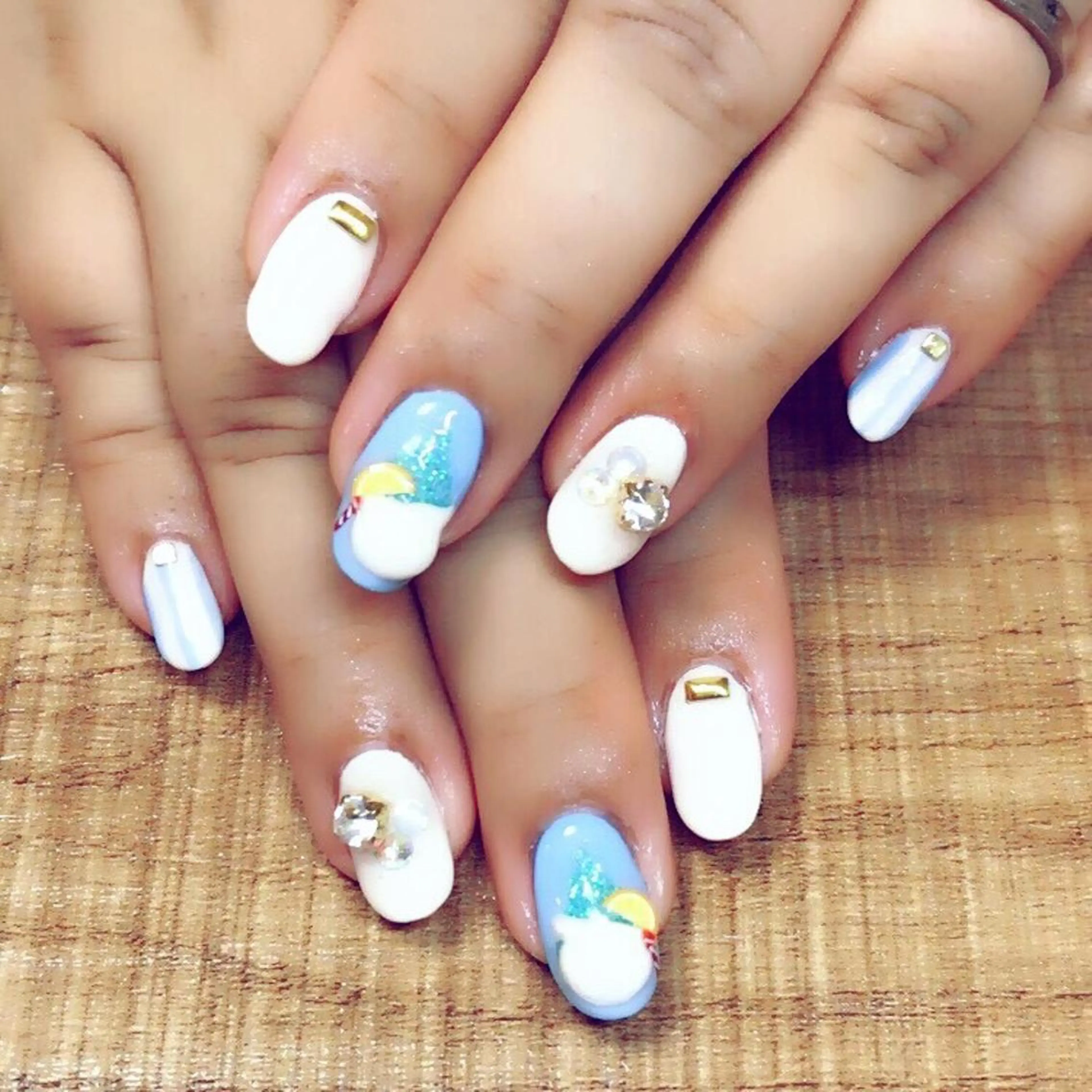 ネイル 安藤 Charlotteのネイルデザイン