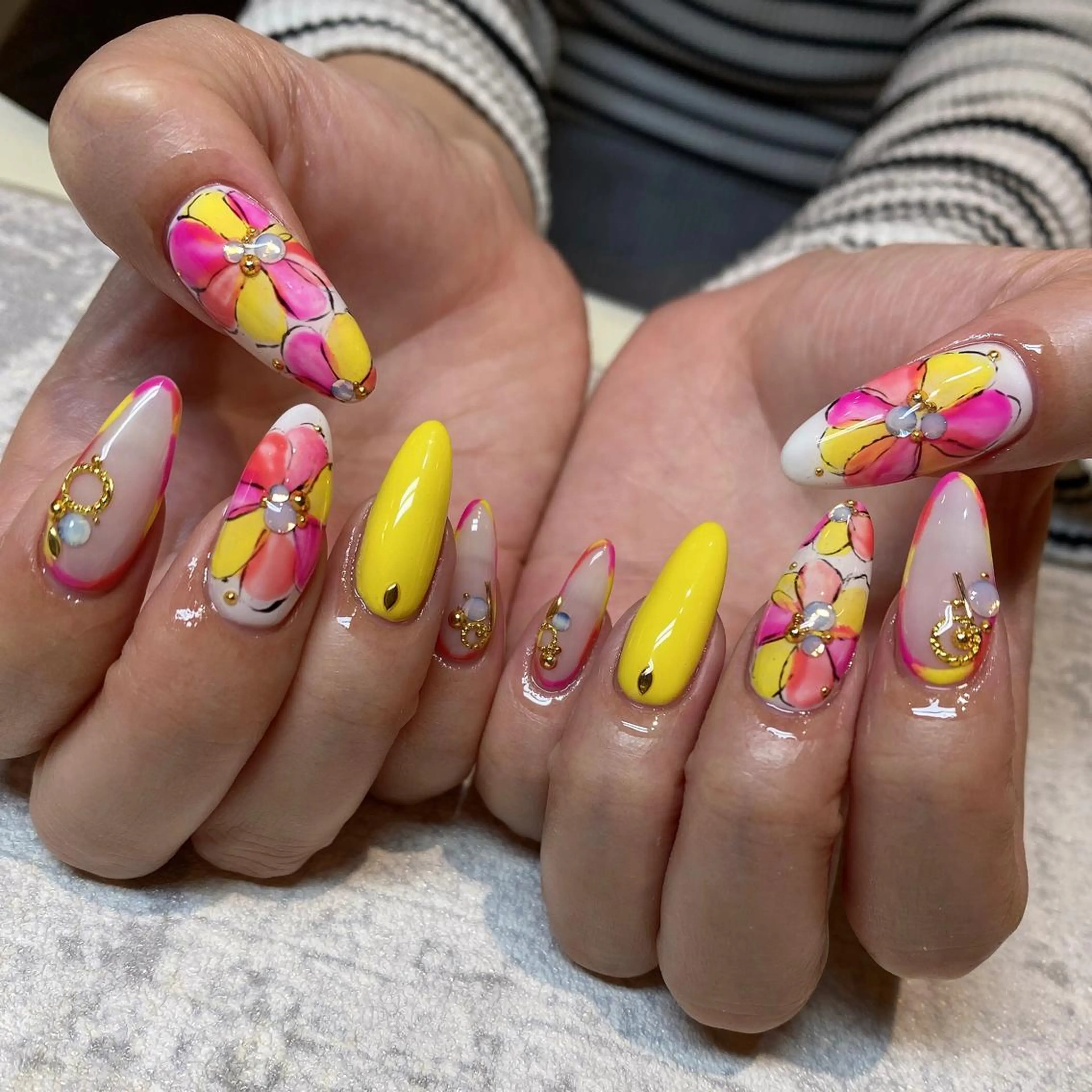 ネイル among アマン所属・lecoa_ kana／amongのネイルデザイン