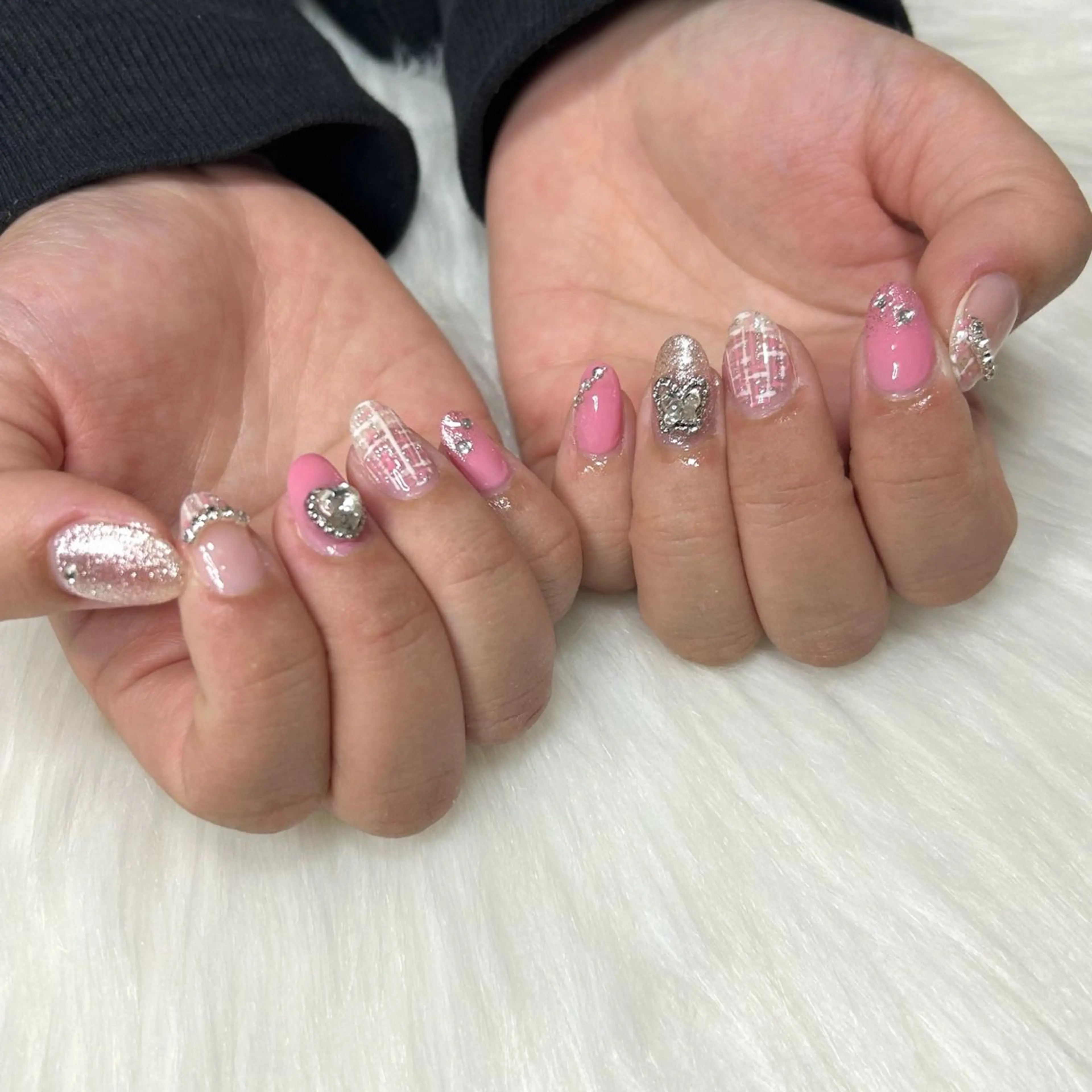 ネイル ハンドネイル nailsalon_ riri♡のネイルデザイン