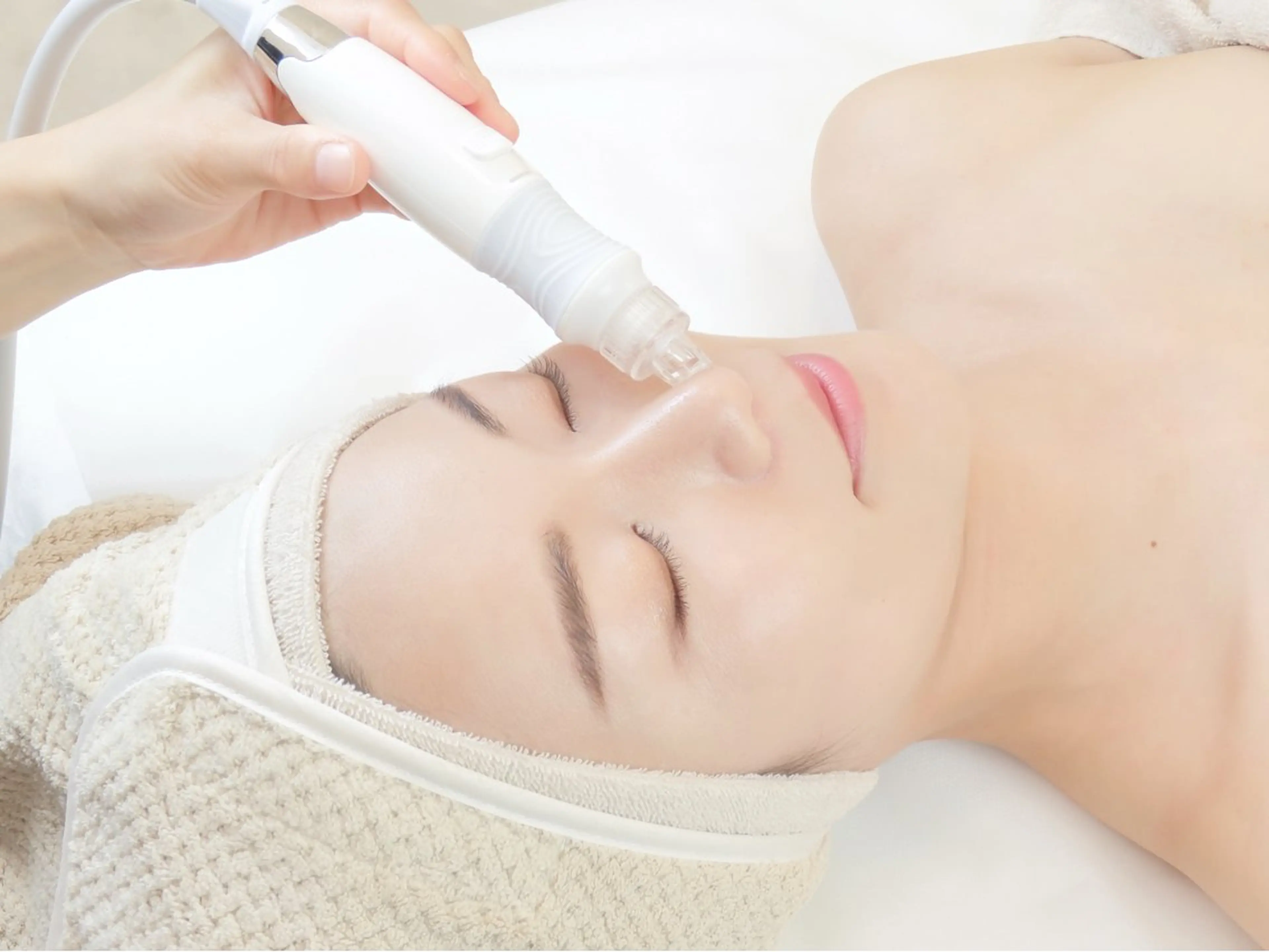 人気No.2★ごっそり毛穴よごれ除去！毛穴洗浄×美容液導入の写真