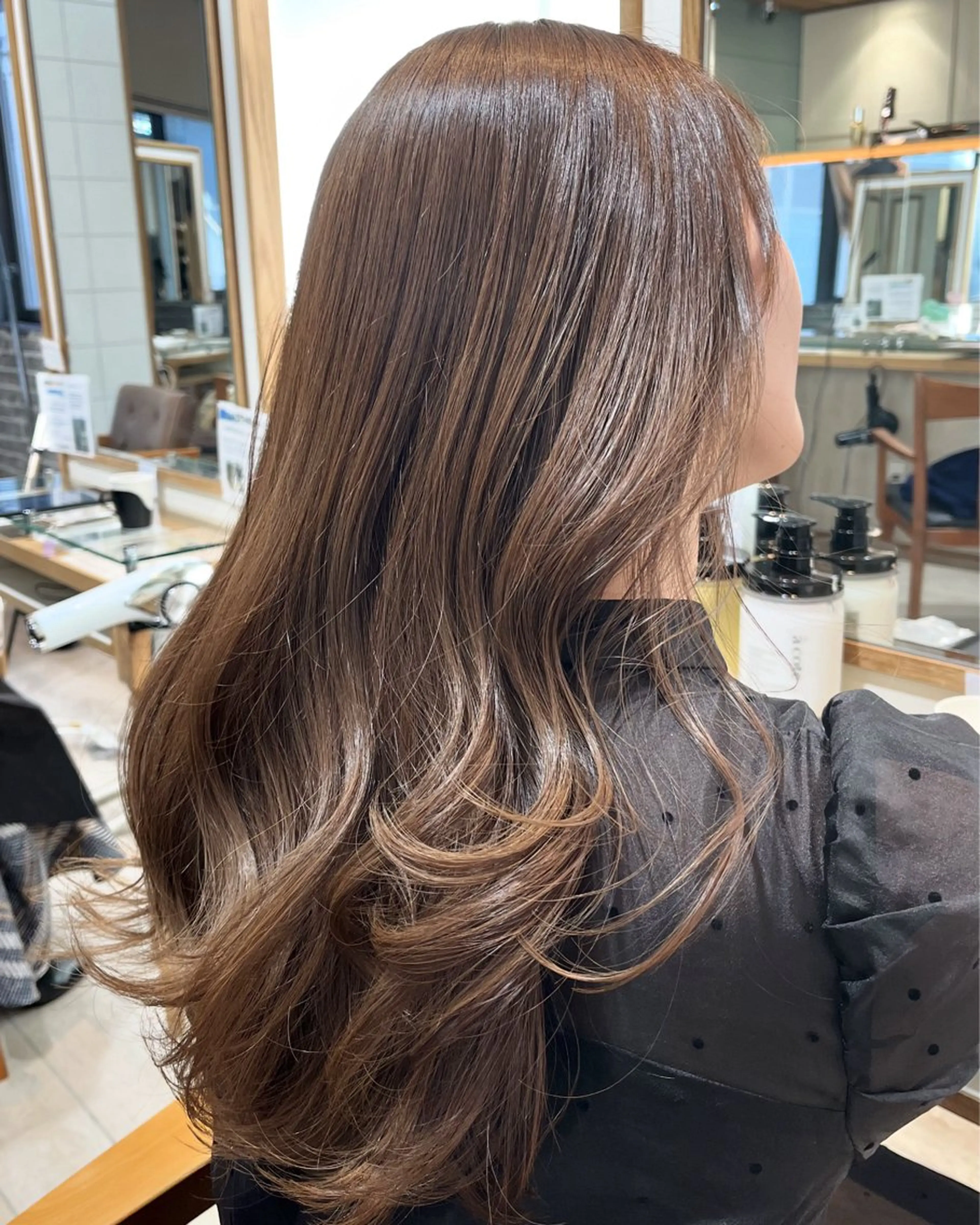 セミロング カラー ベージュカラー カット ヘアカラー トリートメント まろやかベージュ/ 大上なおみのヘアスタイル