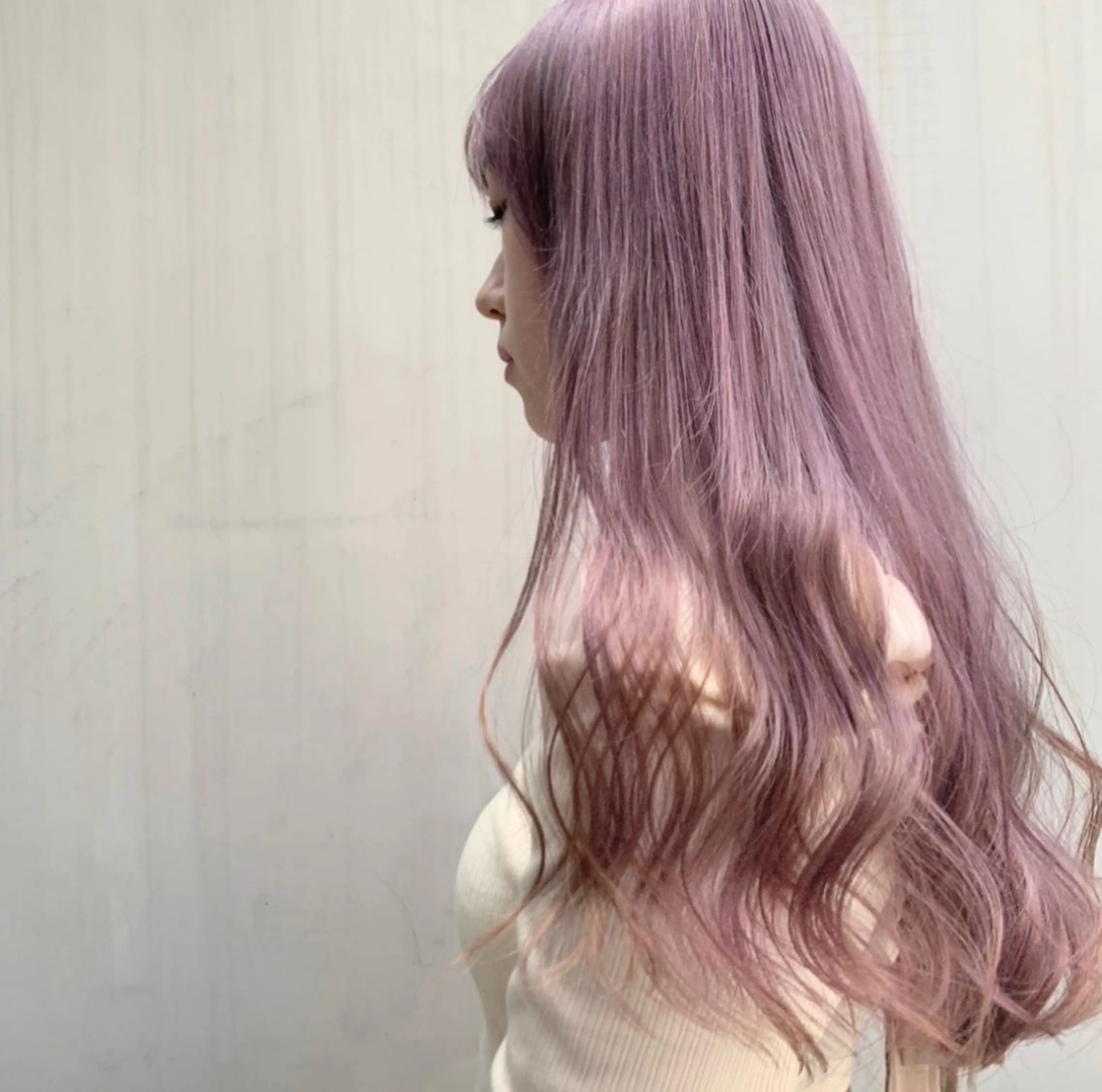ロング カラー ヘアアレンジ ハイトーンカラー ao.eyelash SHIORIの眉毛・アイブロウイメージ