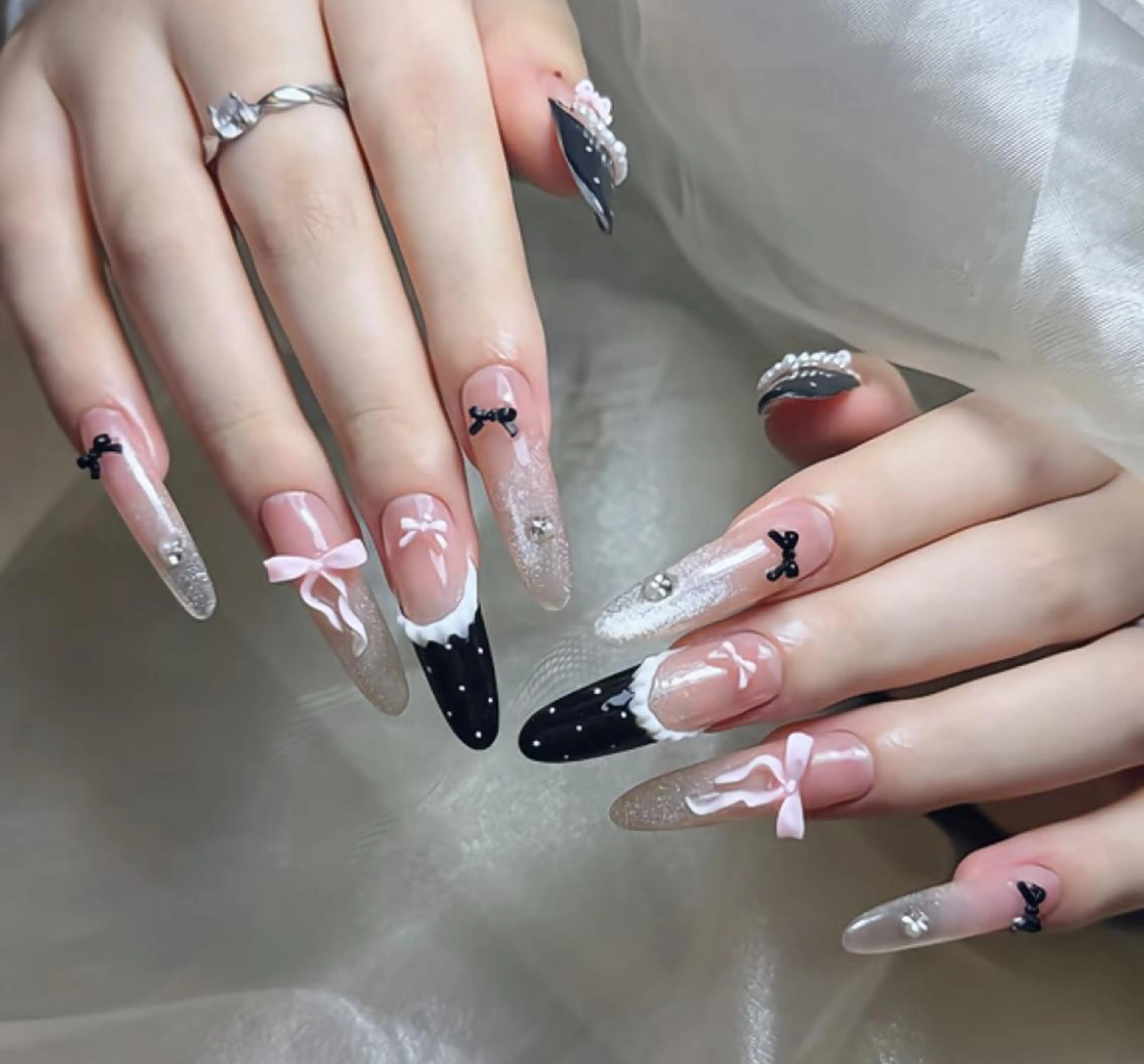 ネイル ハンドネイル ハンドケア 🍑 momo_nailのネイルデザイン