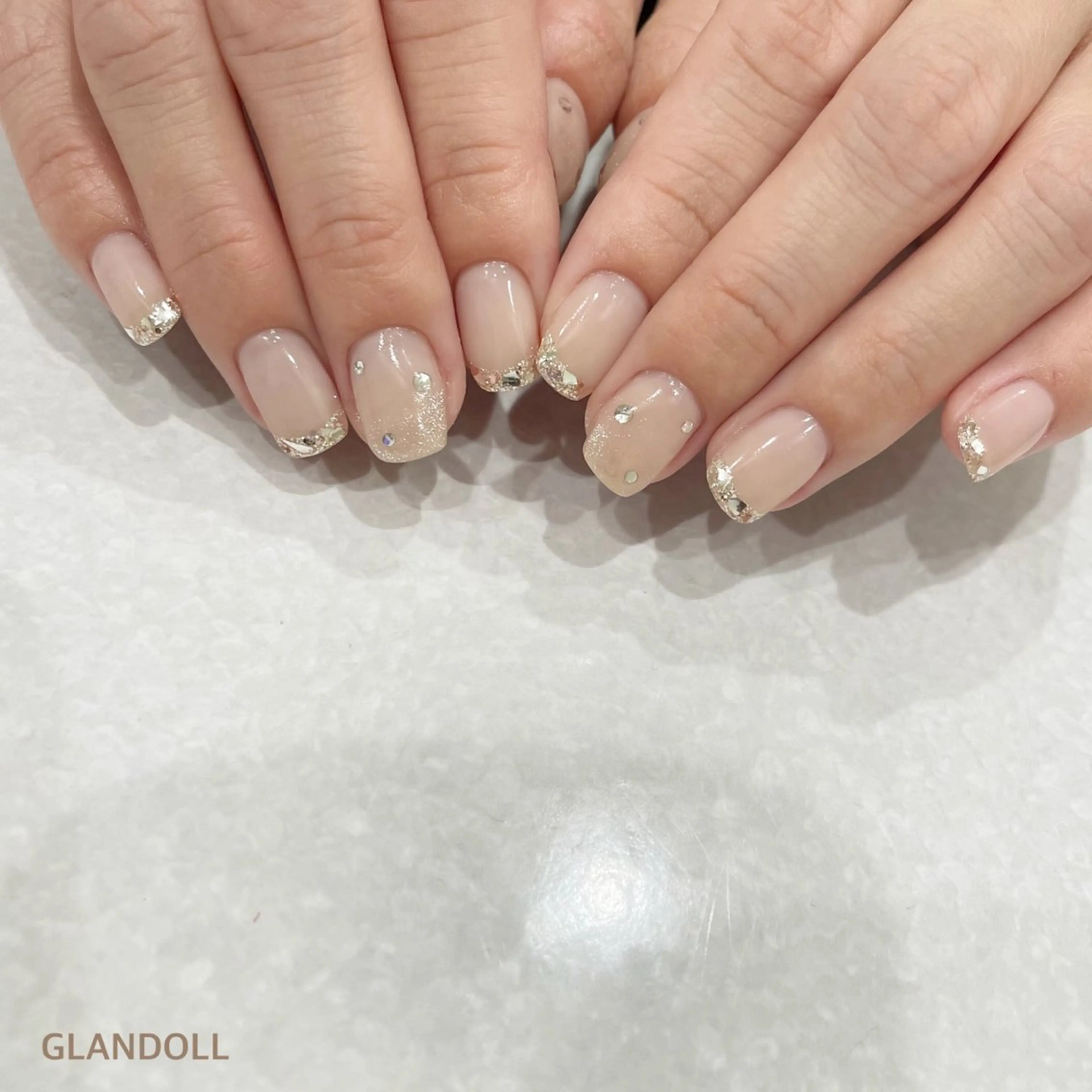 ネイル ワンホンネイル ハンドネイル GLANDOLL YURIのネイルデザイン