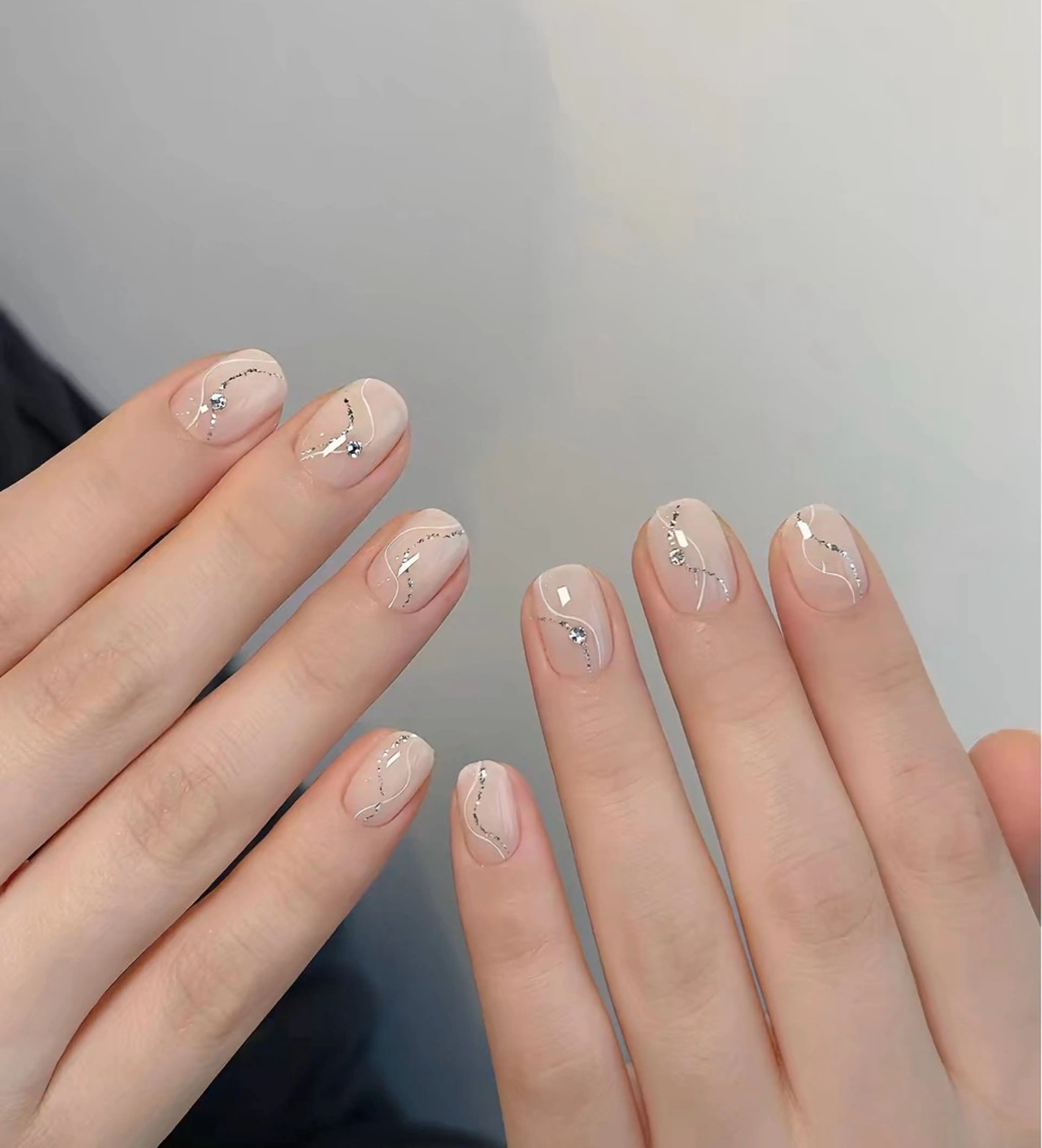 ネイル アートネイル オーロラネイル チークネイル フレンチネイル ガラスフレンチ 🎀セ リ🎀のネイルデザイン