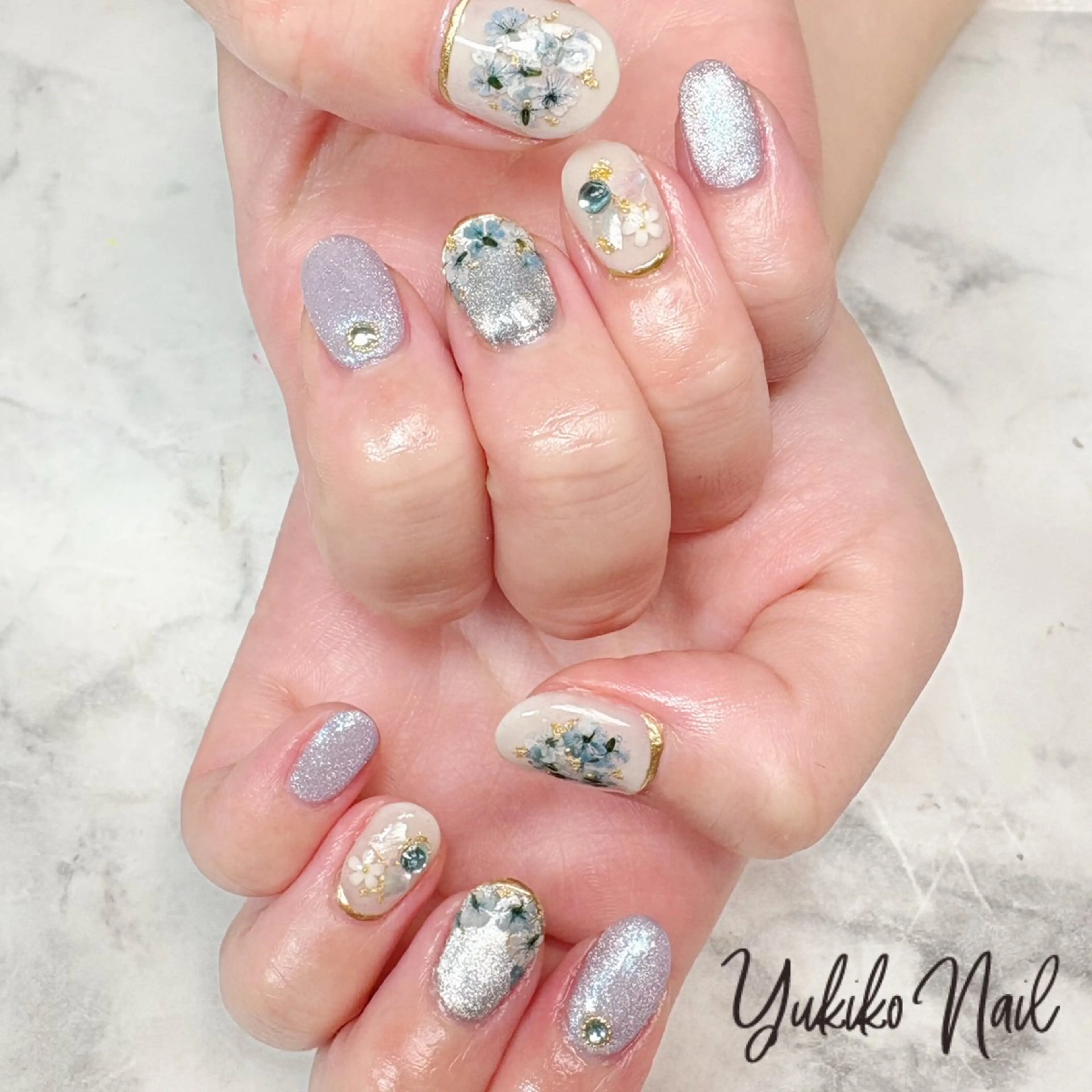 ネイル ブルー フラワーネイル マグネットネイル ハンドネイル ユキコ ネイルのネイルデザイン