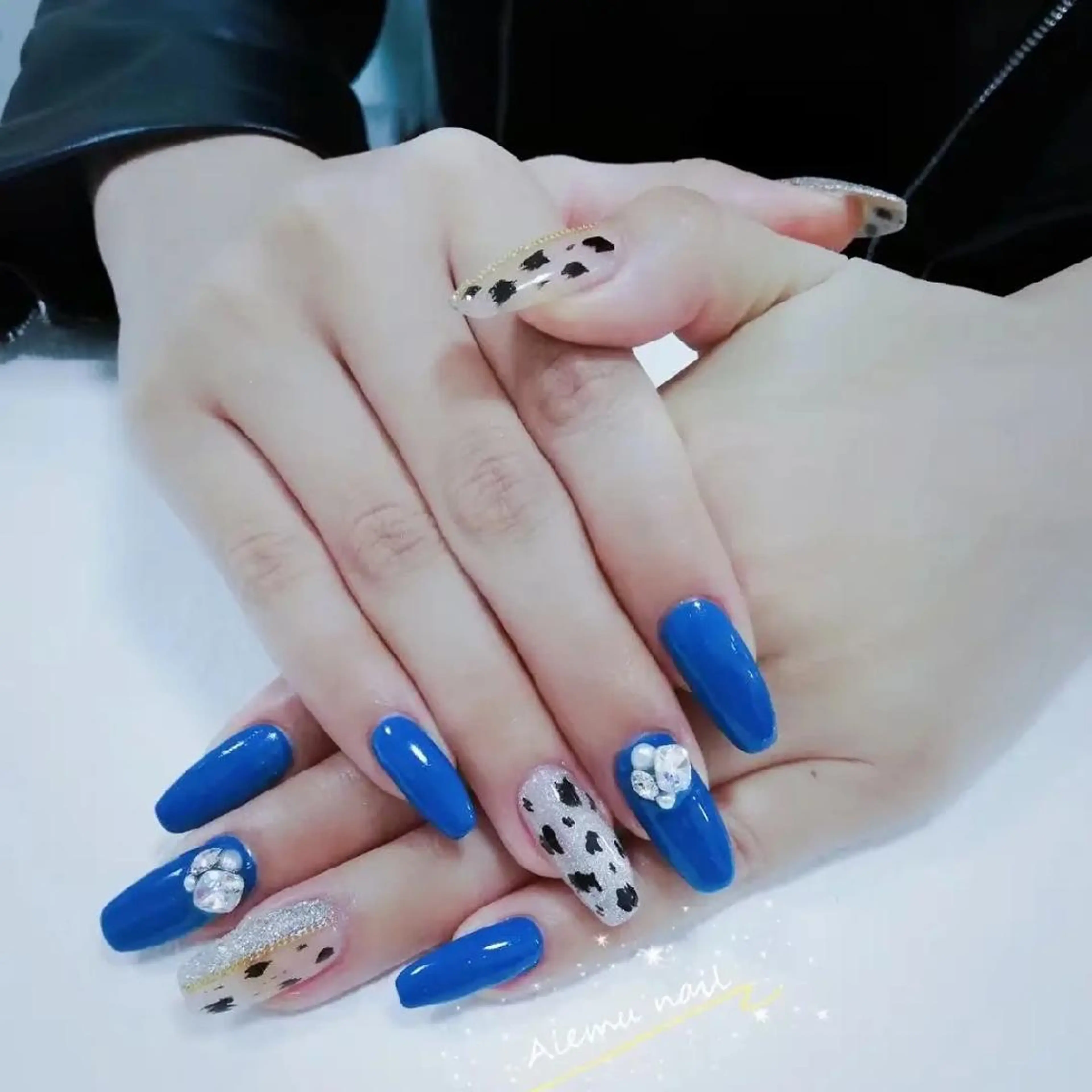 ネイル ストーンネイル ハンドネイル E·U·B ネイル所属・横浜市中区曙町 E·U·Bネイルのネイルデザイン