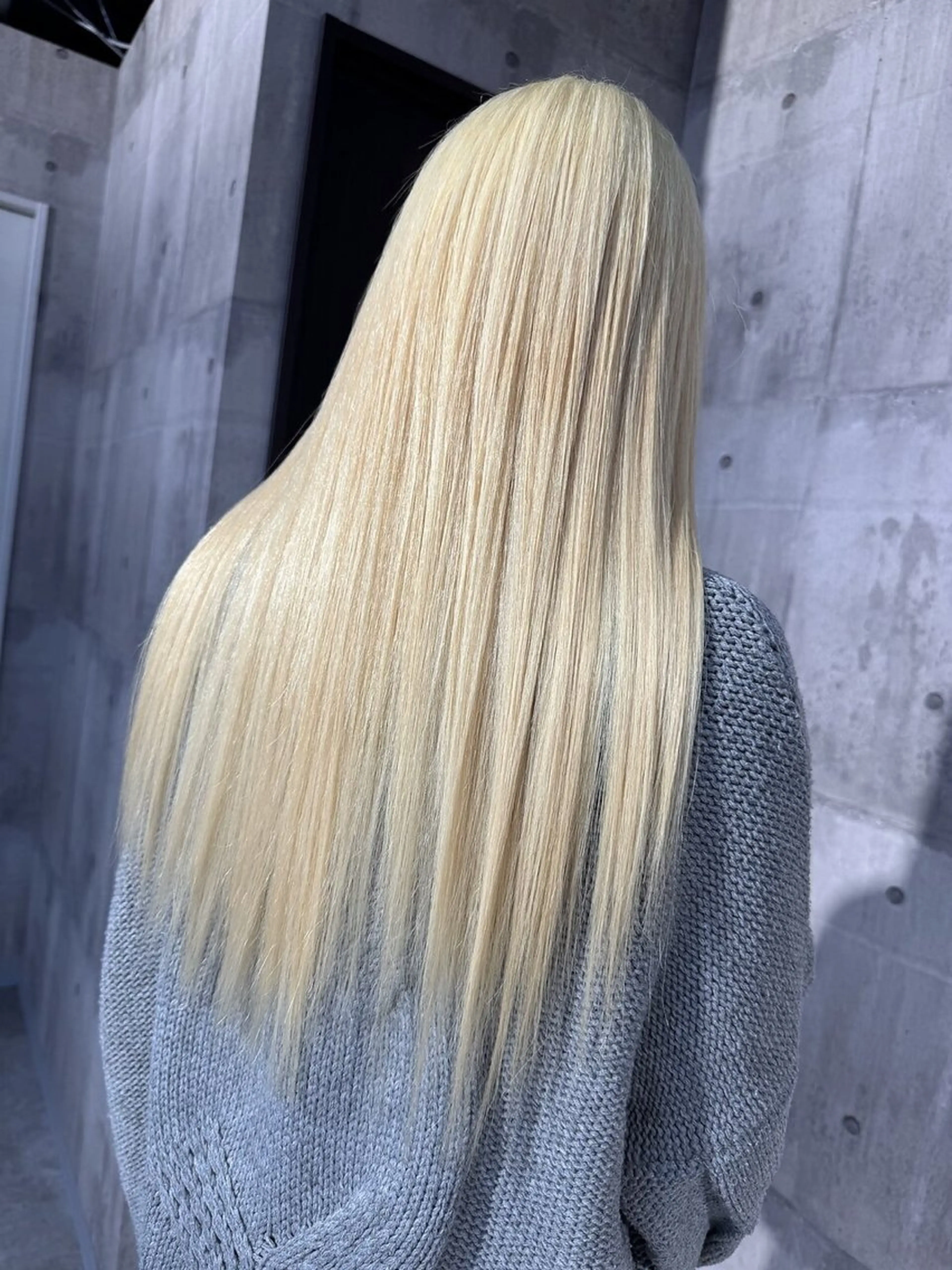 セミロング カット ヘアカラー Maison所属・Maison髪質改善 ブリーチ/ハイライトのヘアスタイル