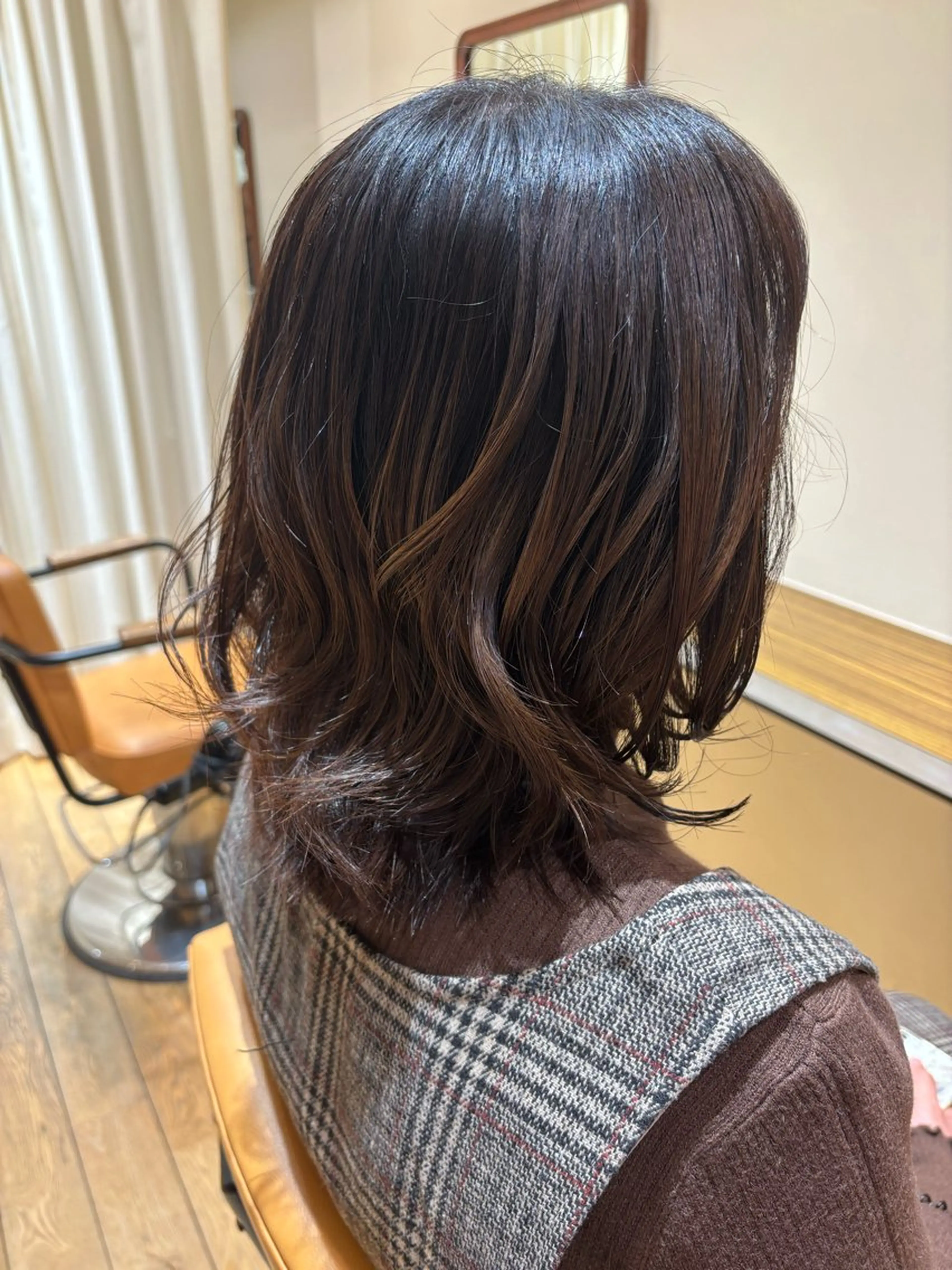 ミディアム おもだか　がく /レディースカットのヘアスタイル