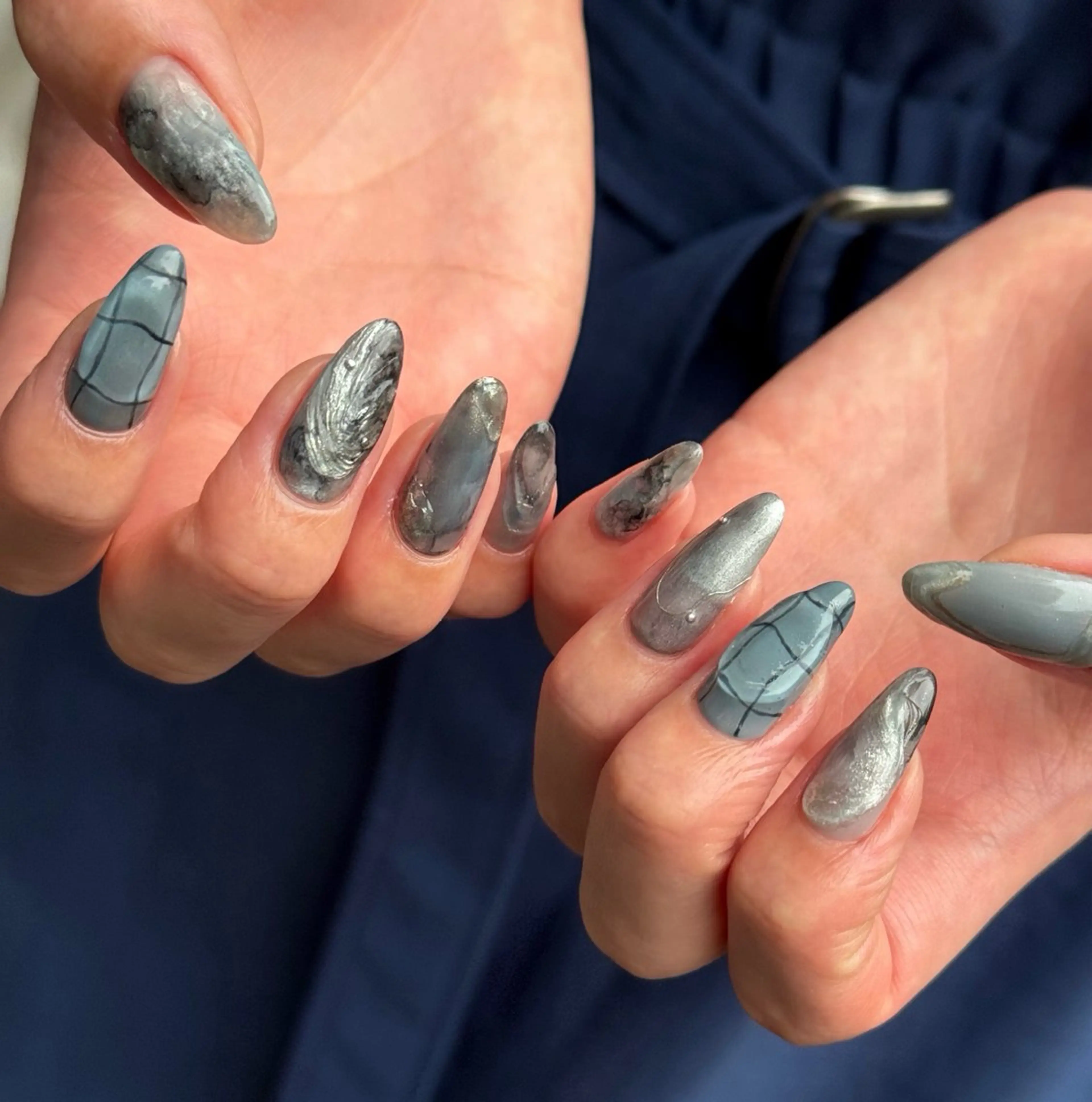 ネイル アートネイル シルバー ハンドネイル Blé nailのネイルデザイン