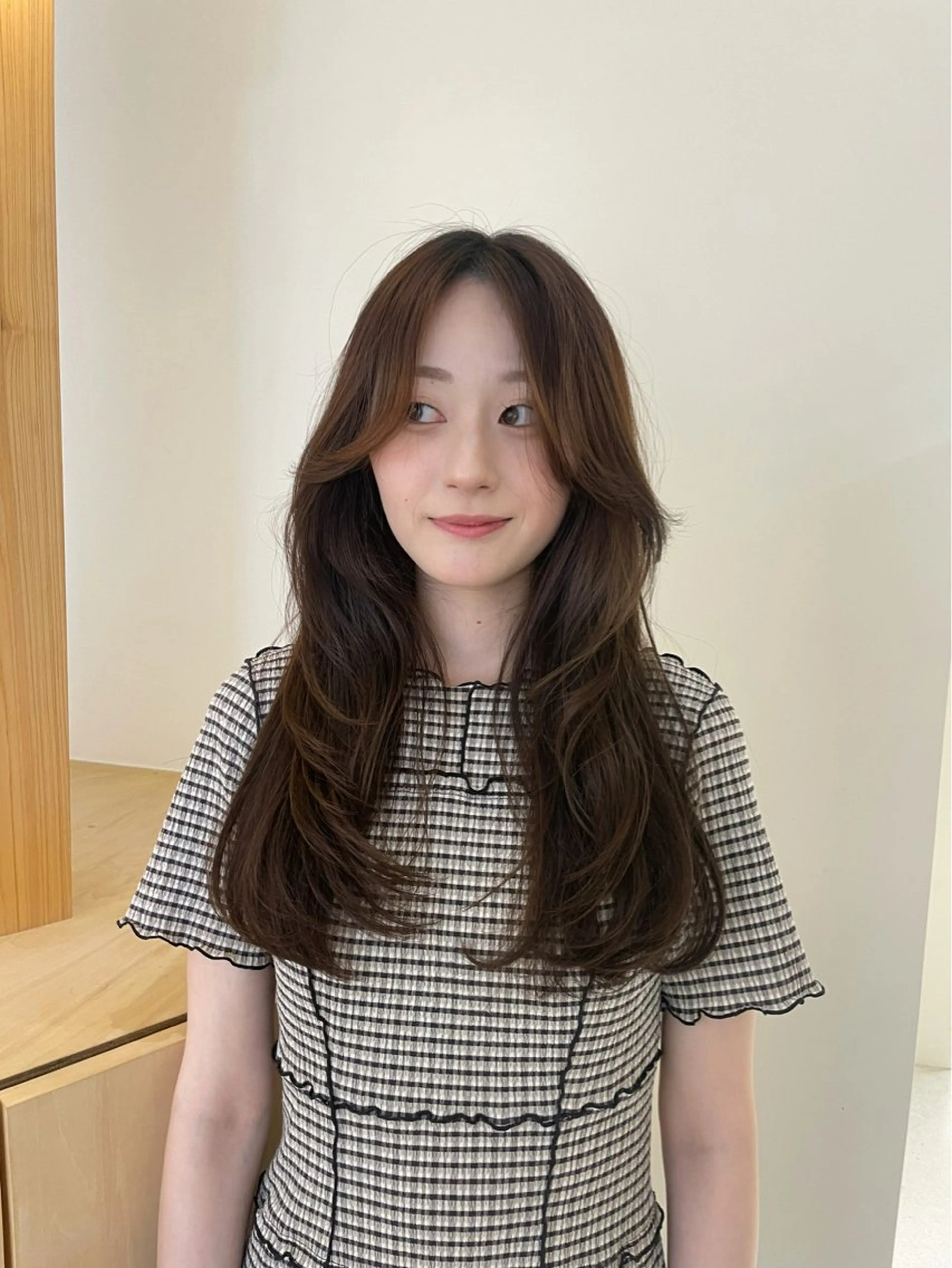 ロング レイヤーカット 蓑輪 璃央のヘアスタイル