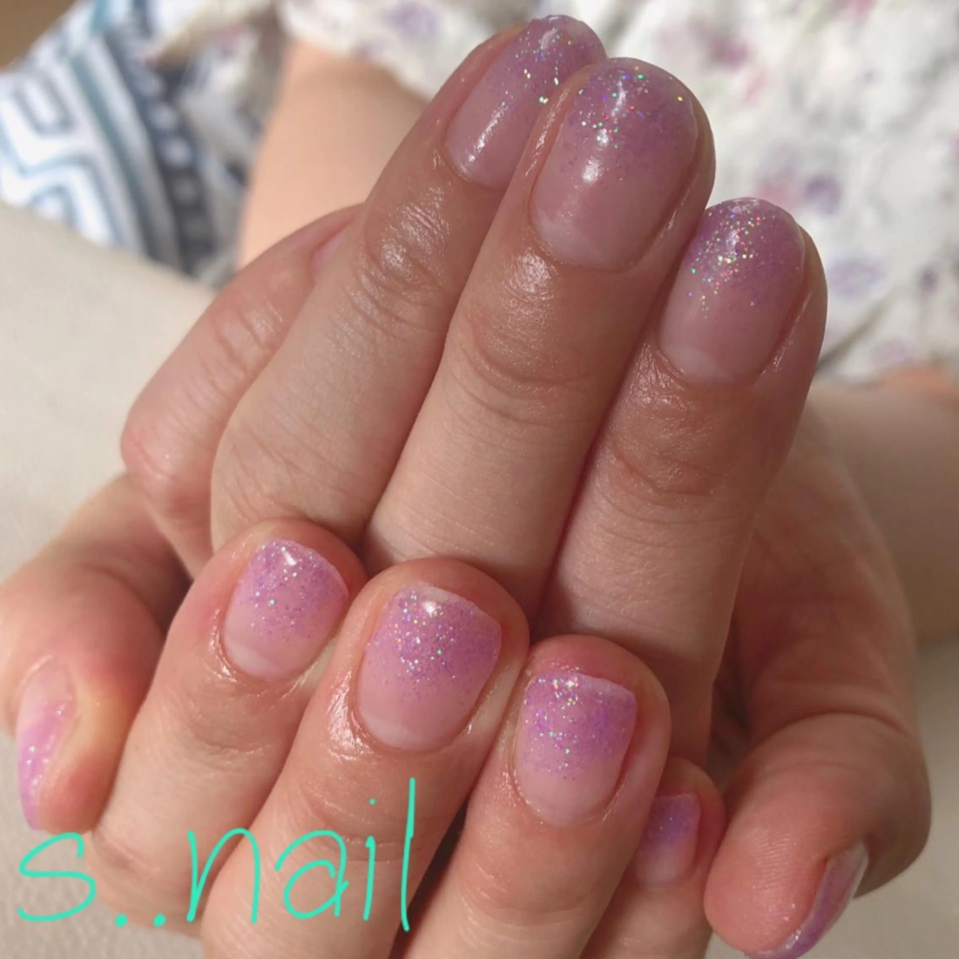 ネイル グラデーション キラキラネイル ラメ(グリッター) ラメグラデーション パープル s..nail / MORITAのネイルデザイン