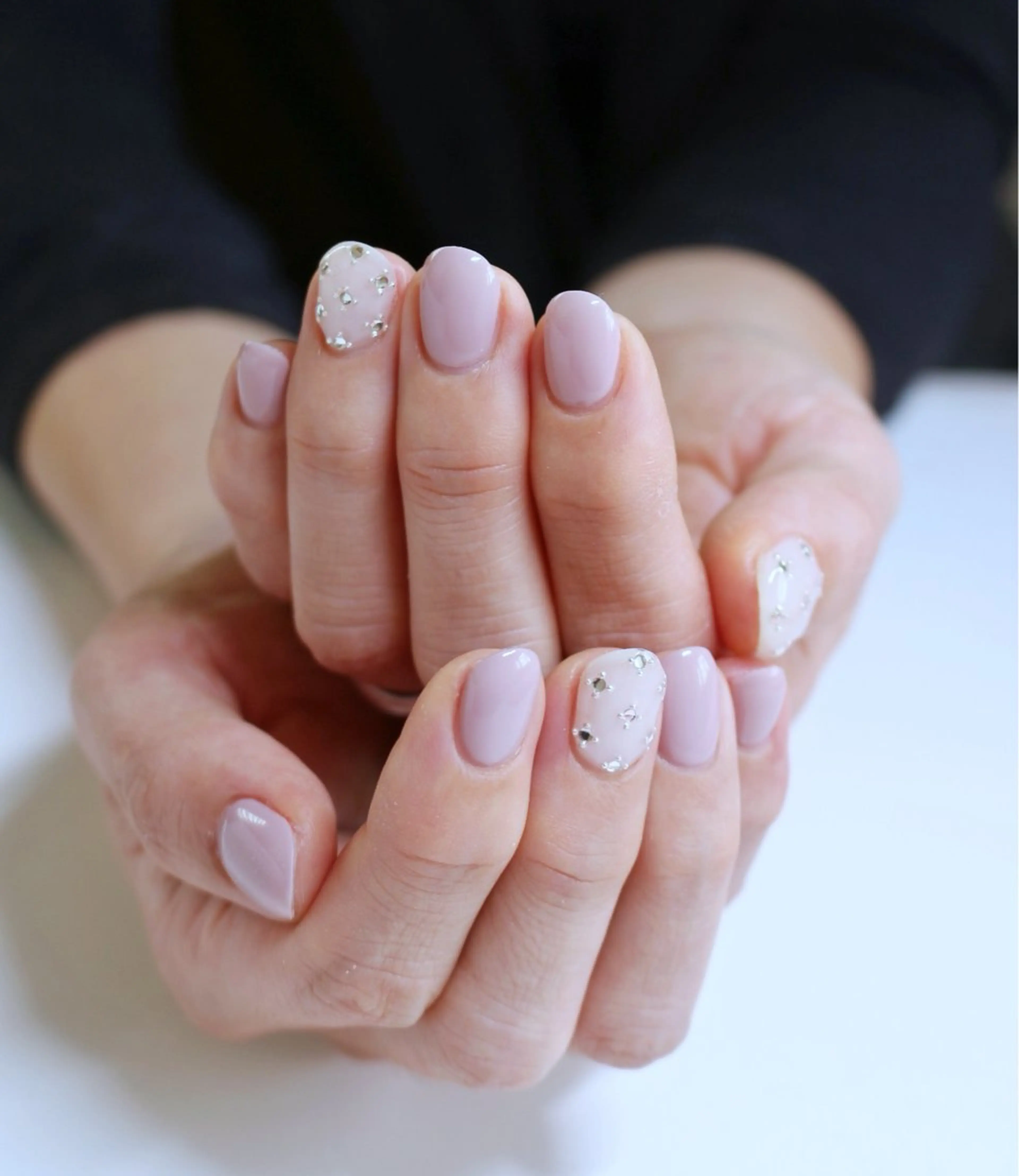 ネイル キラキラネイル 韓国ネイル ラメ(グリッター) ピンク シンプルネイル ハンドネイル Baku Nailsのネイルデザイン